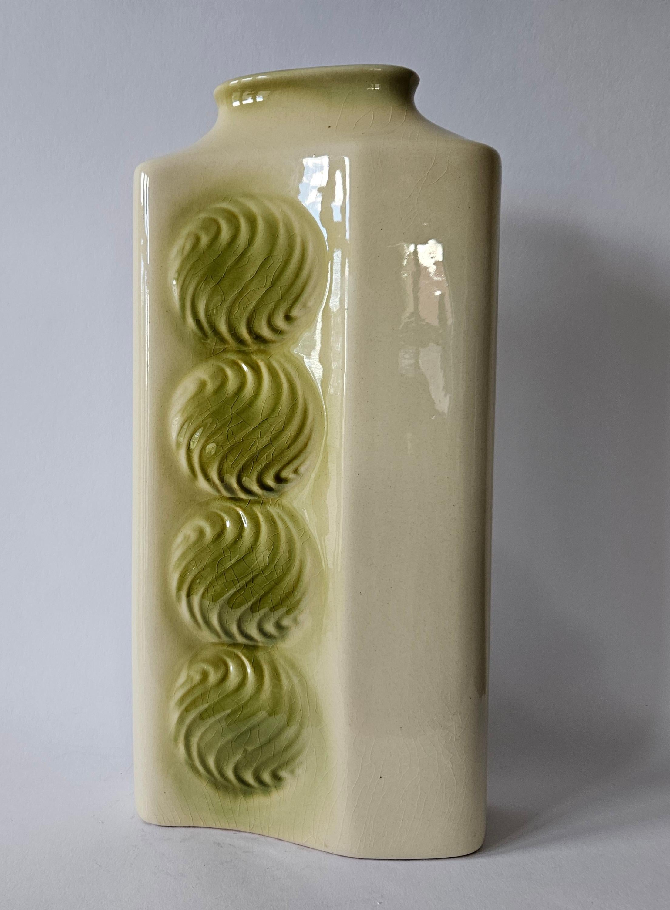 Raro vaso grande in ceramica del Medioevo, Ditmar Urbach, anni '70 in vendita 3