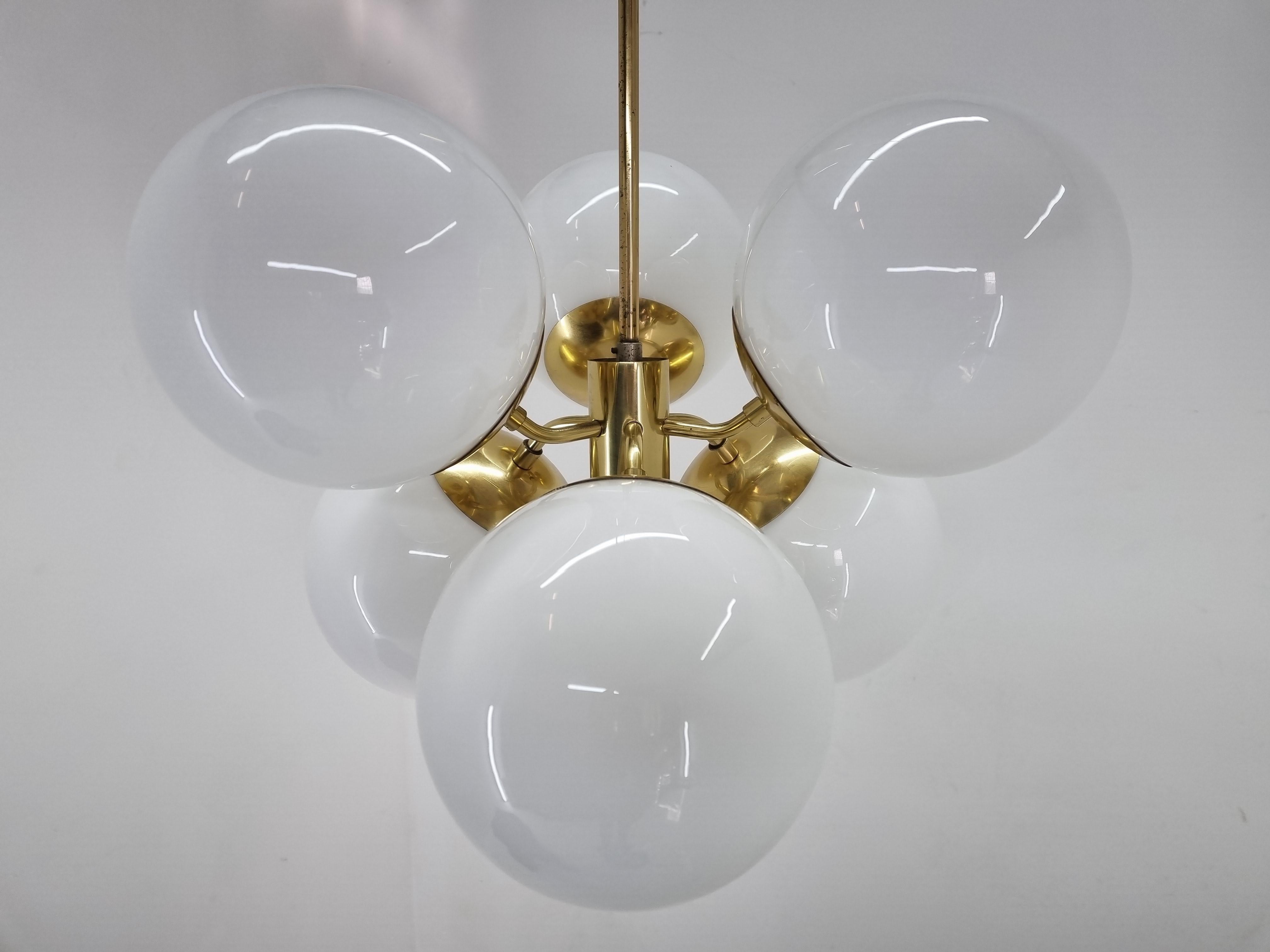 Rare Large Midcentury Chandelier Sputnik / Atomic, Italy, 1970s 3