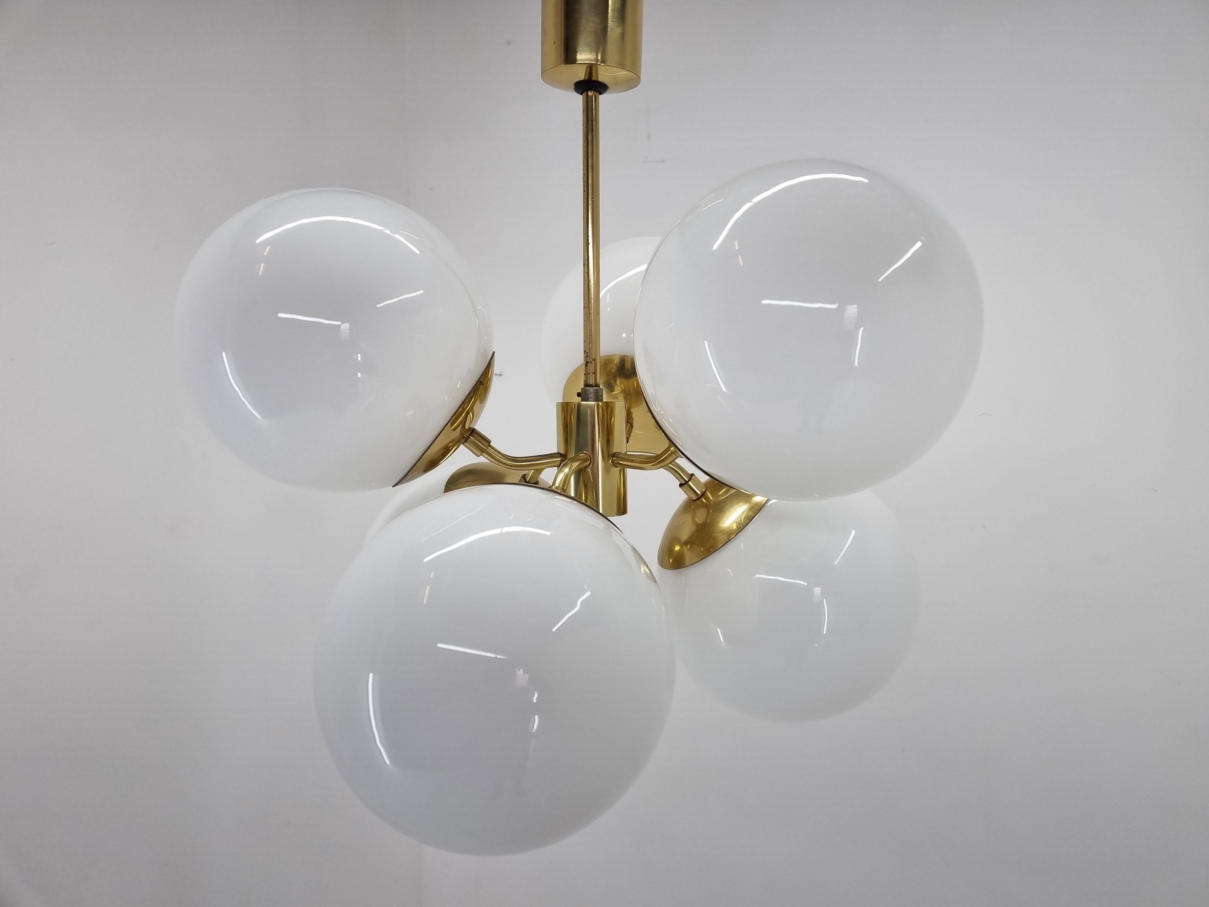 Rare Large Midcentury Chandelier Sputnik / Atomic, Italy, 1970s 7