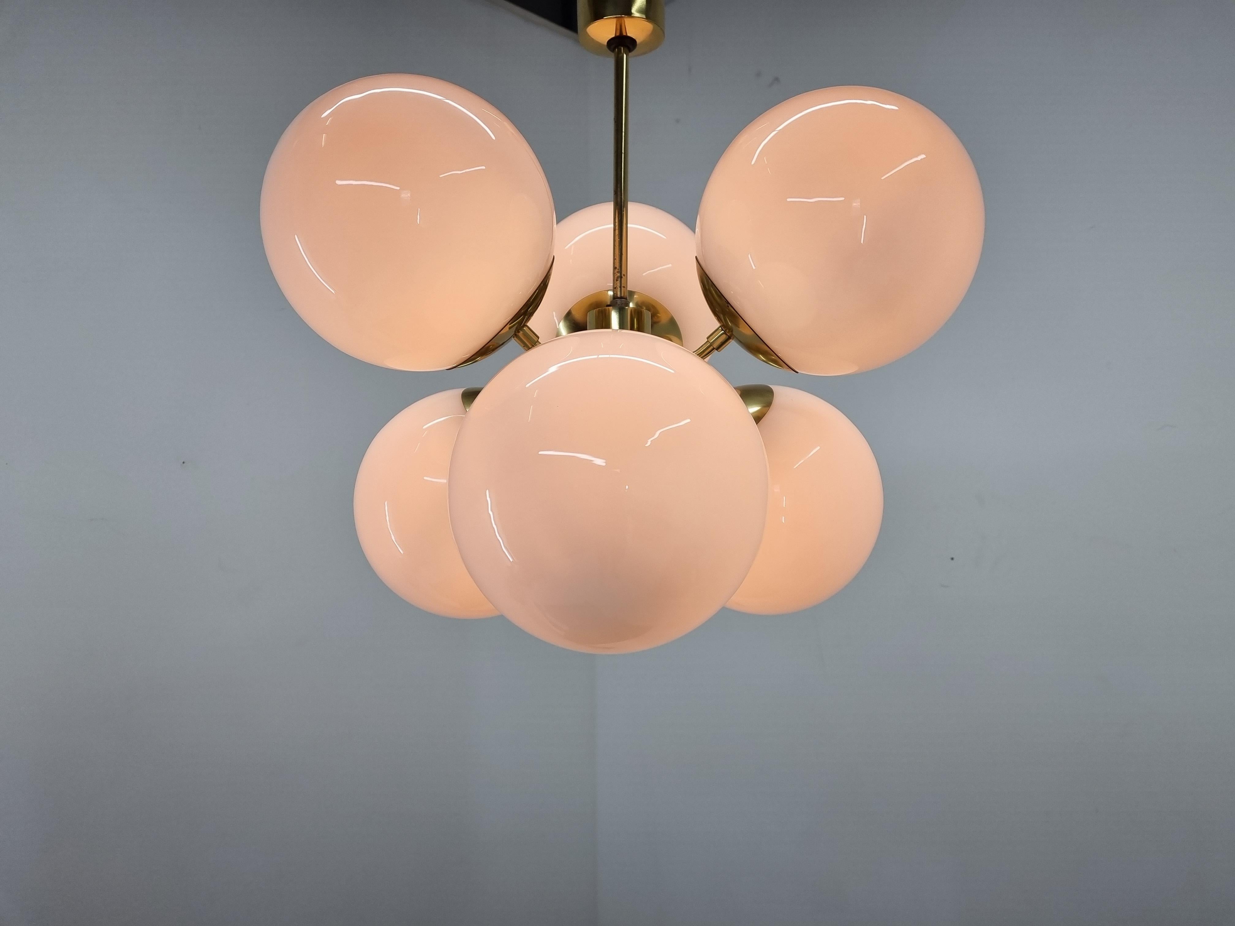 Mid-Century Modern Rare Large Midcentury Chandelier Sputnik / Atomic, Italy, 1970s