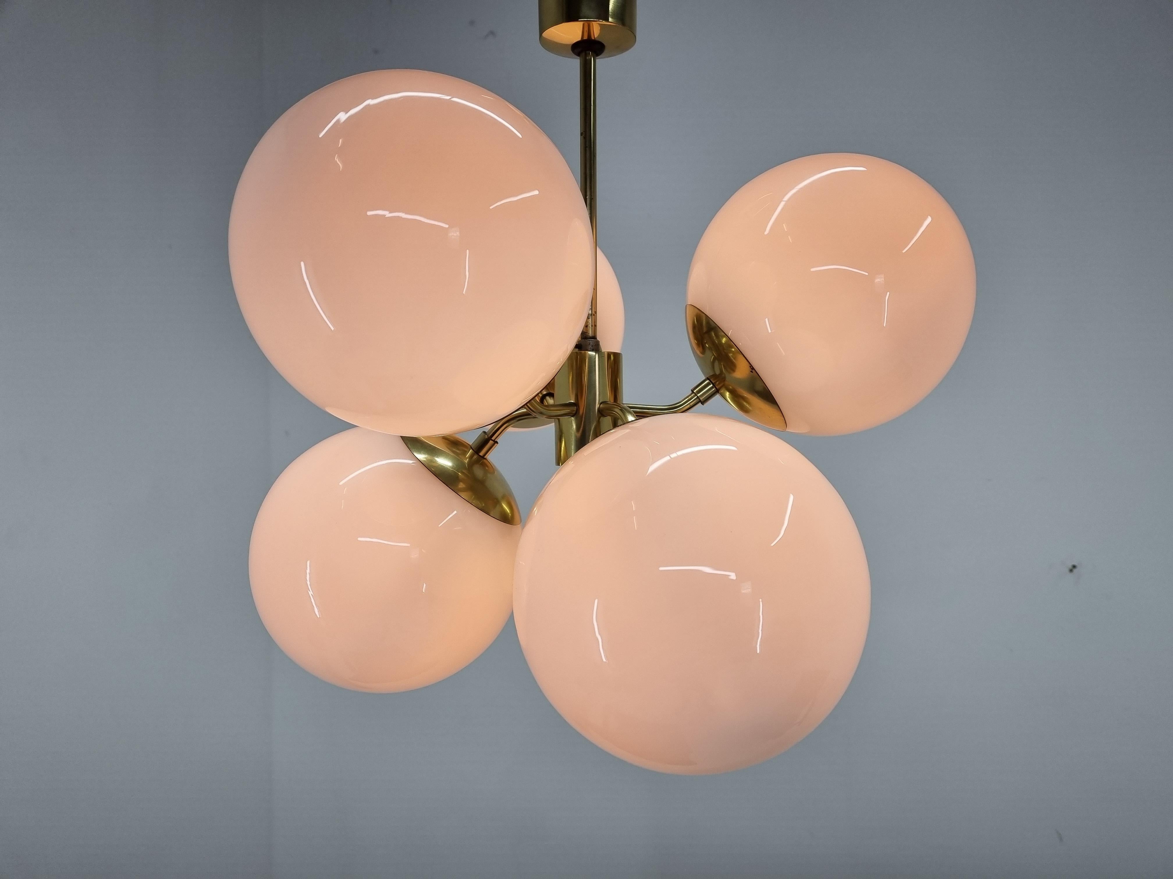 Rare Large Midcentury Chandelier Sputnik / Atomic, Italy, 1970s In Good Condition In Praha, CZ