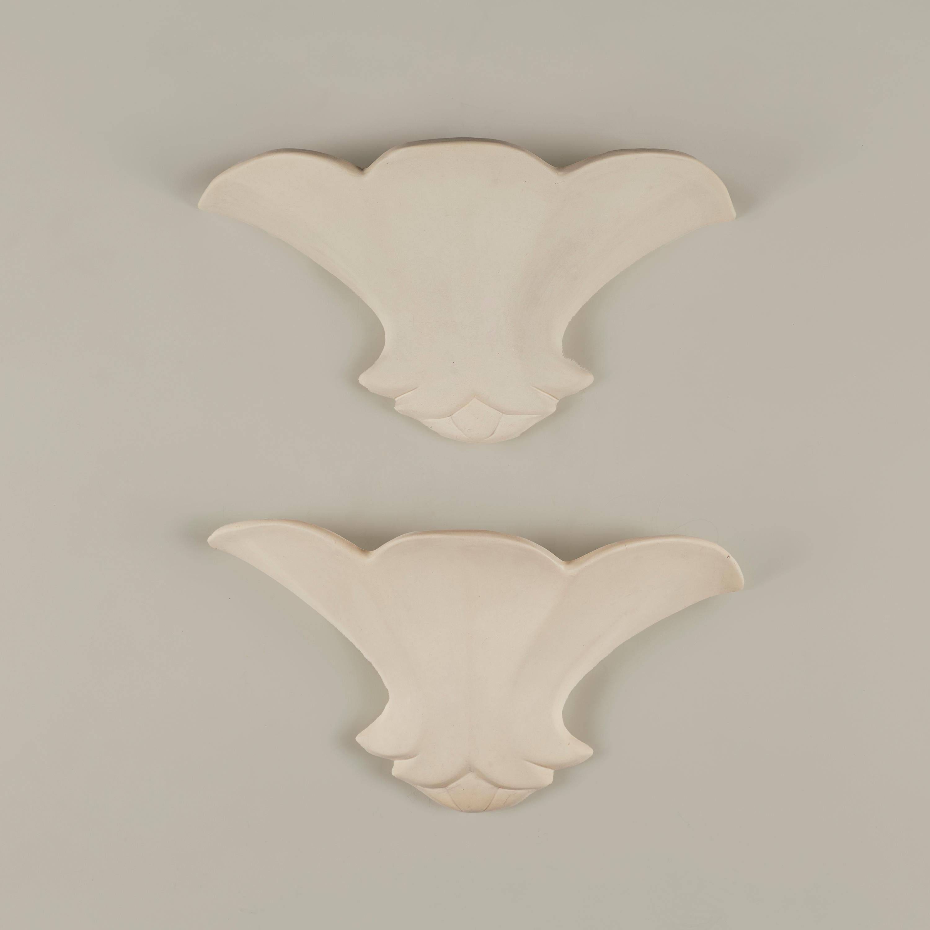 Metà XX secolo Rara coppia di vasi da parete Fulham Pottery, inglese, anni '40 in vendita