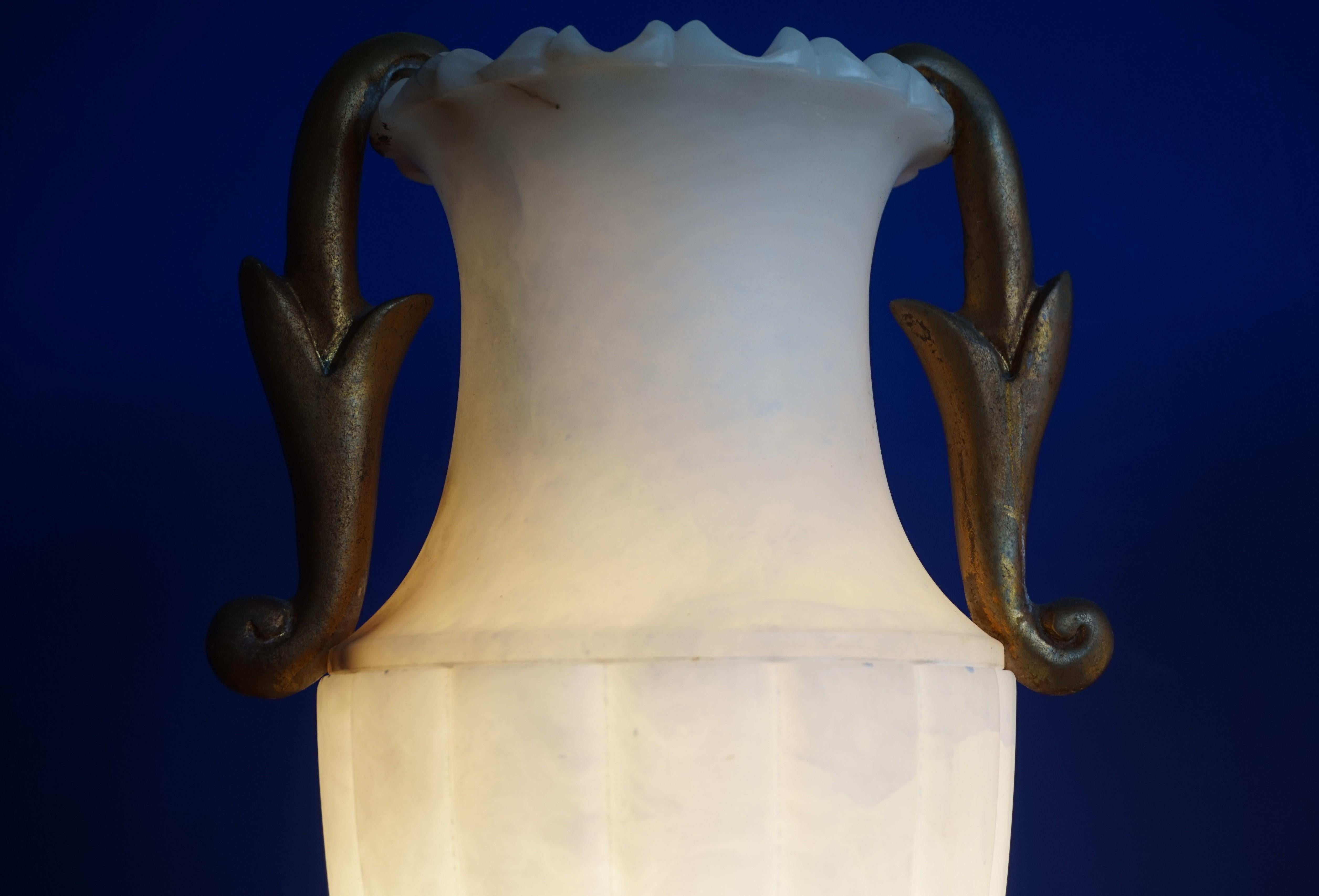 Rare & Large Pair of Hollywood Regency Handcrafted Alabaster Table Lamps, 1970s For Sale 10