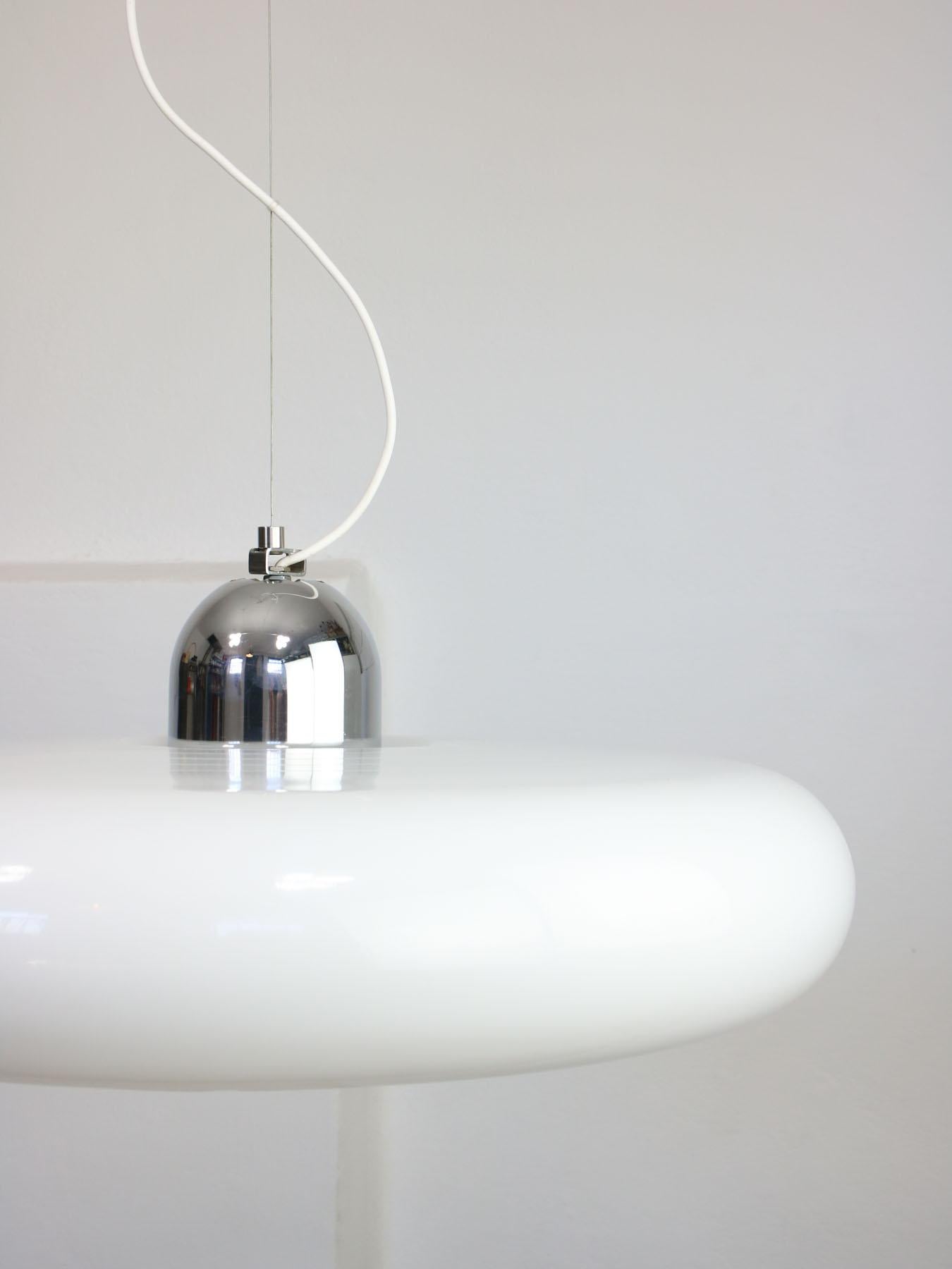 Rare Large Pendant Space-Age Guzzini Lamp, 70s For Sale 6