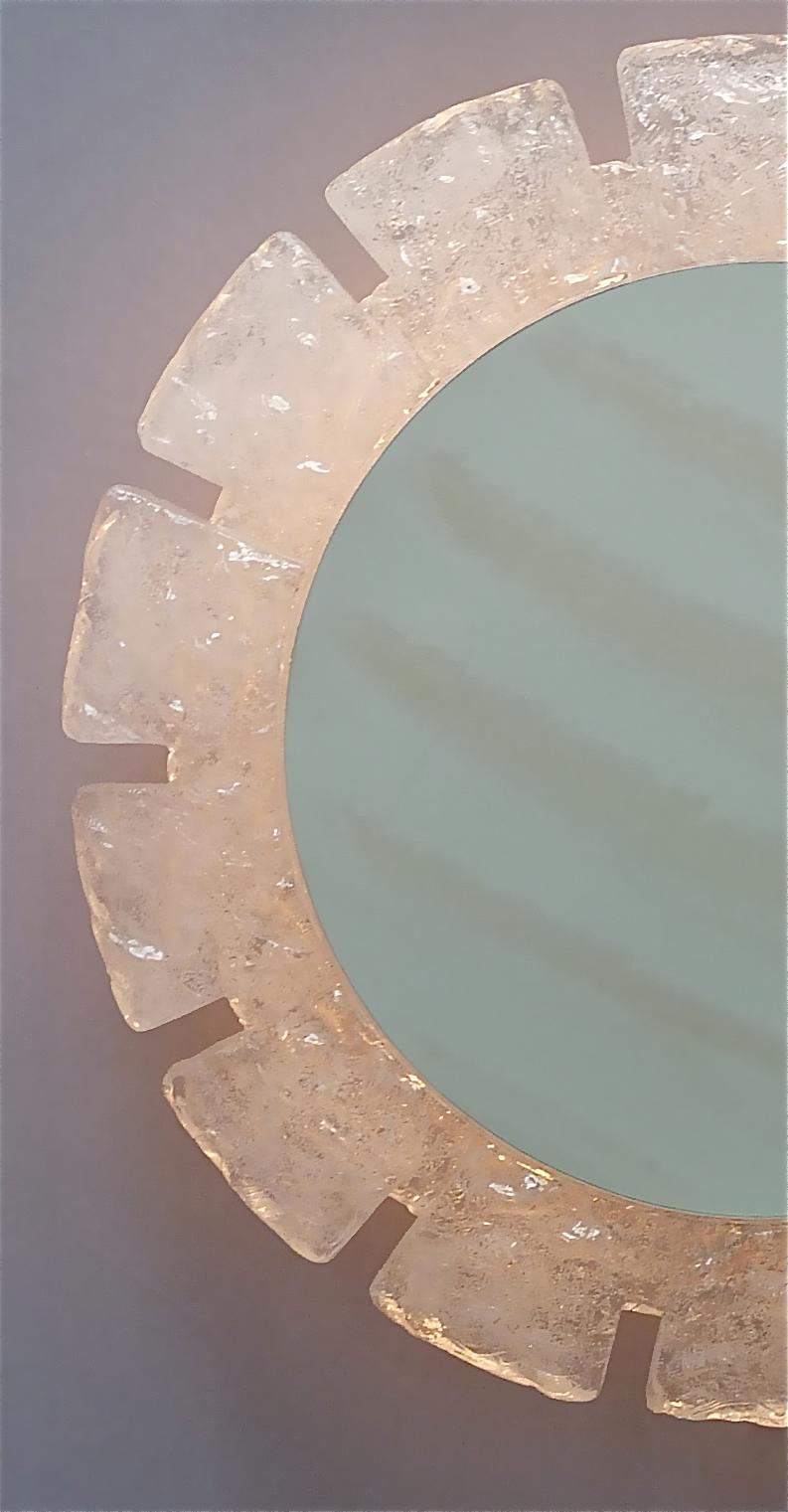 Rare Large Round Illuminated Hillebrand Wall Mirror Acrylic Ice Glass Optic 1970 3