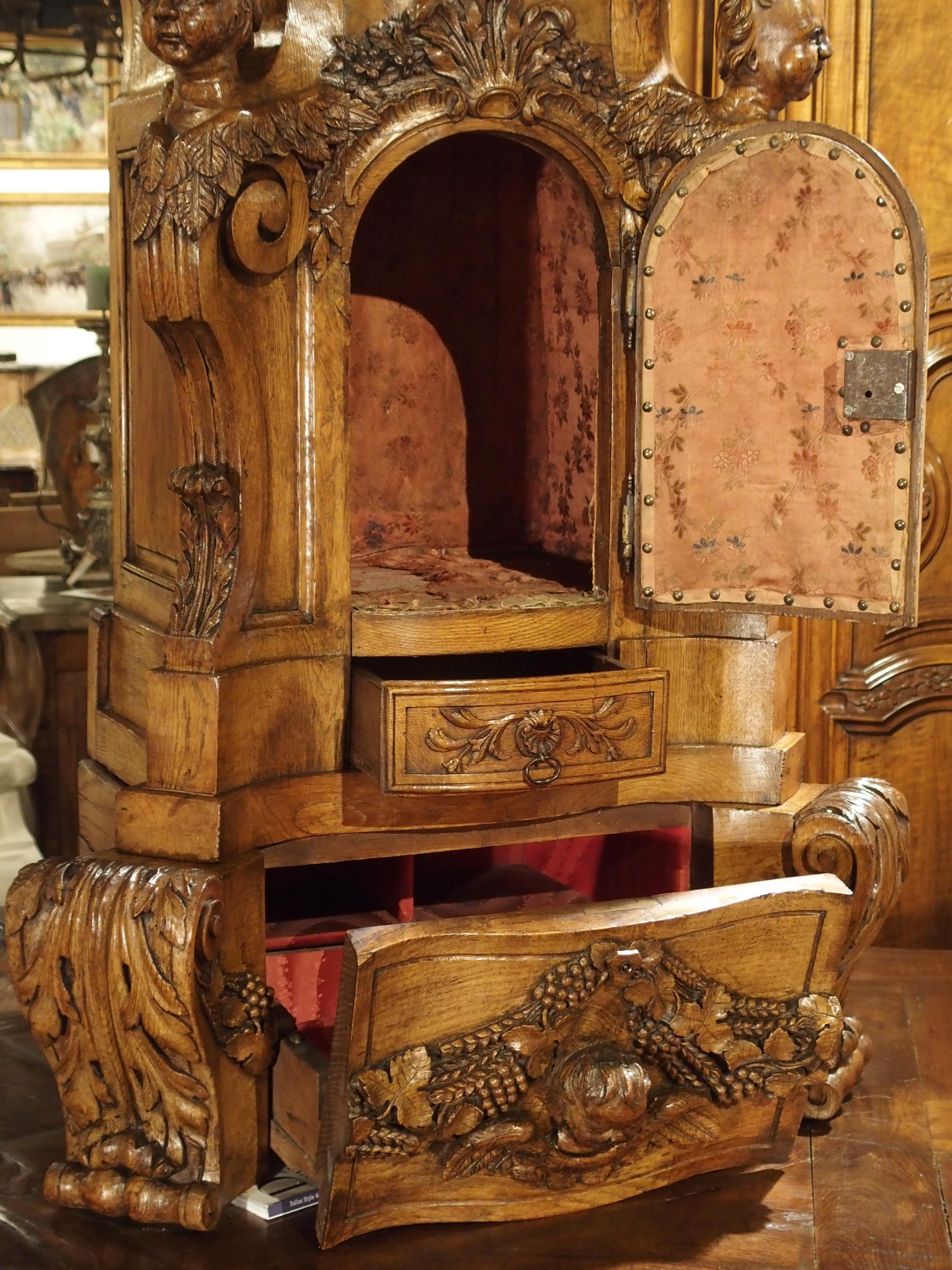 Rare Large Scale 17th Century Oak Sacristy Cabinet from France 10