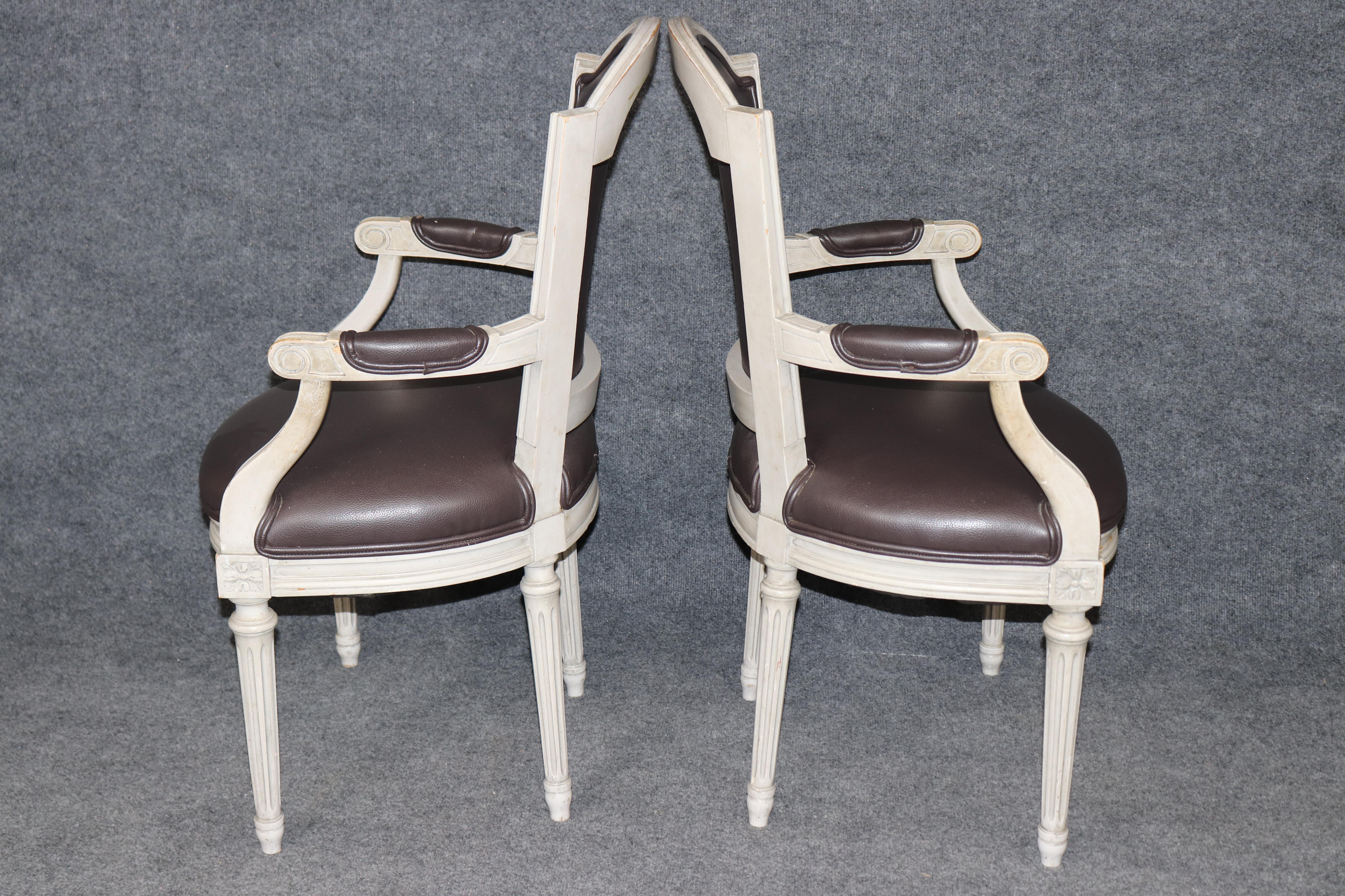 Rare Large Set of 10 Distressed Maison Jansen Style Painted Dining Chairs In Good Condition For Sale In Swedesboro, NJ
