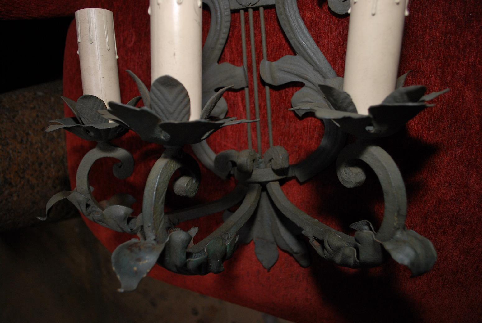 Rare Large  Set of Ten French 1940s Wrought Iron Sconces ( four are sold ) In Good Condition For Sale In Los Angeles, CA