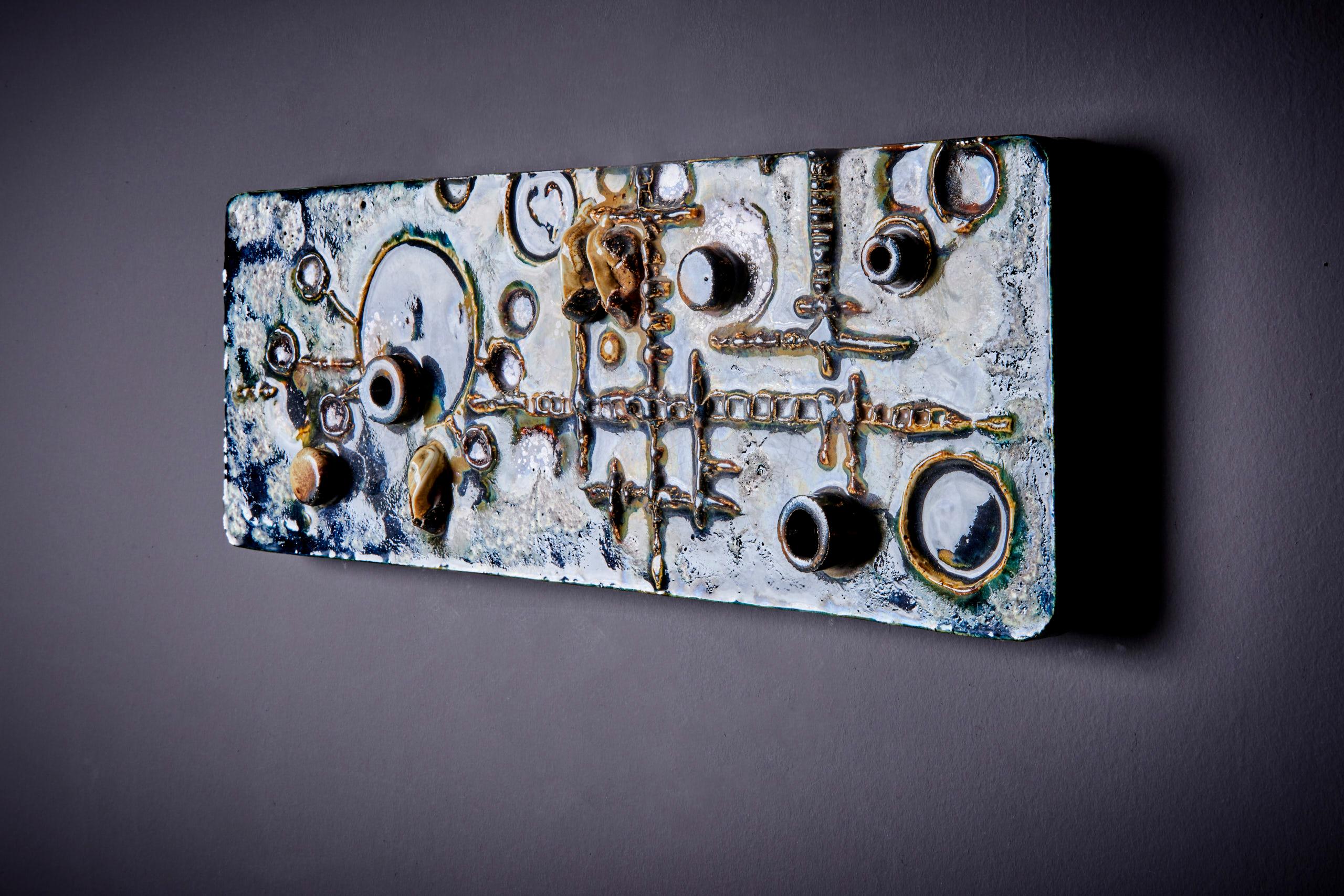 raro panel de cerámica mural grande firmado por Schaeffenacker en Bueno estado para la venta en Berlin, DE
