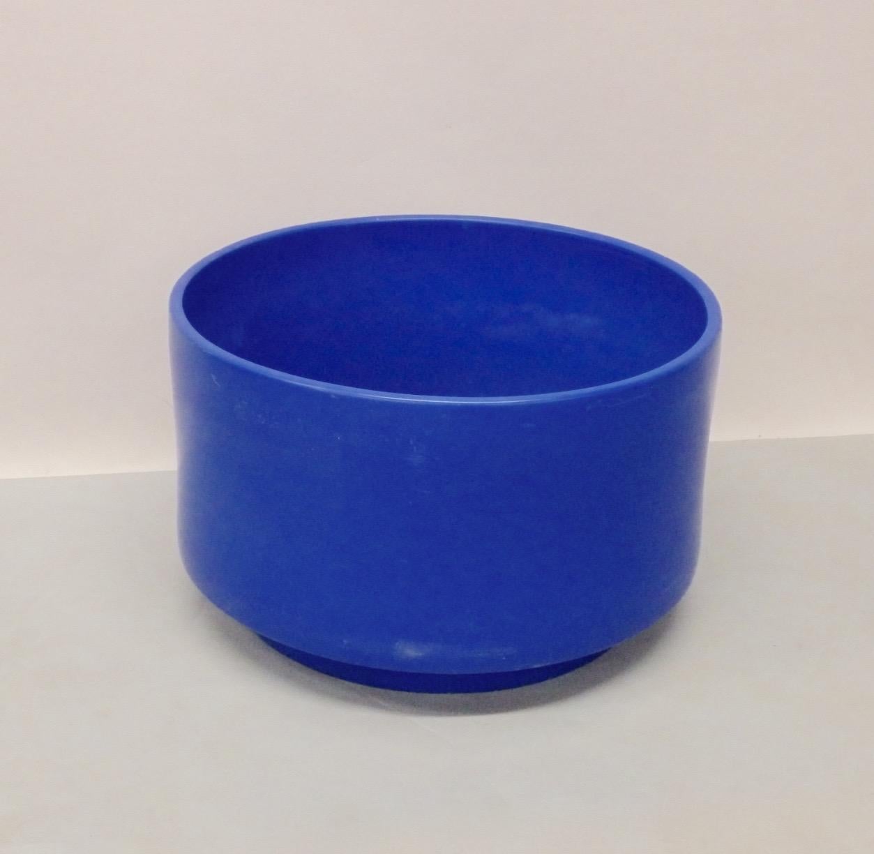 Mid-Century Modern Rare Large Size Blue Glaze Gainey California Planter Pot