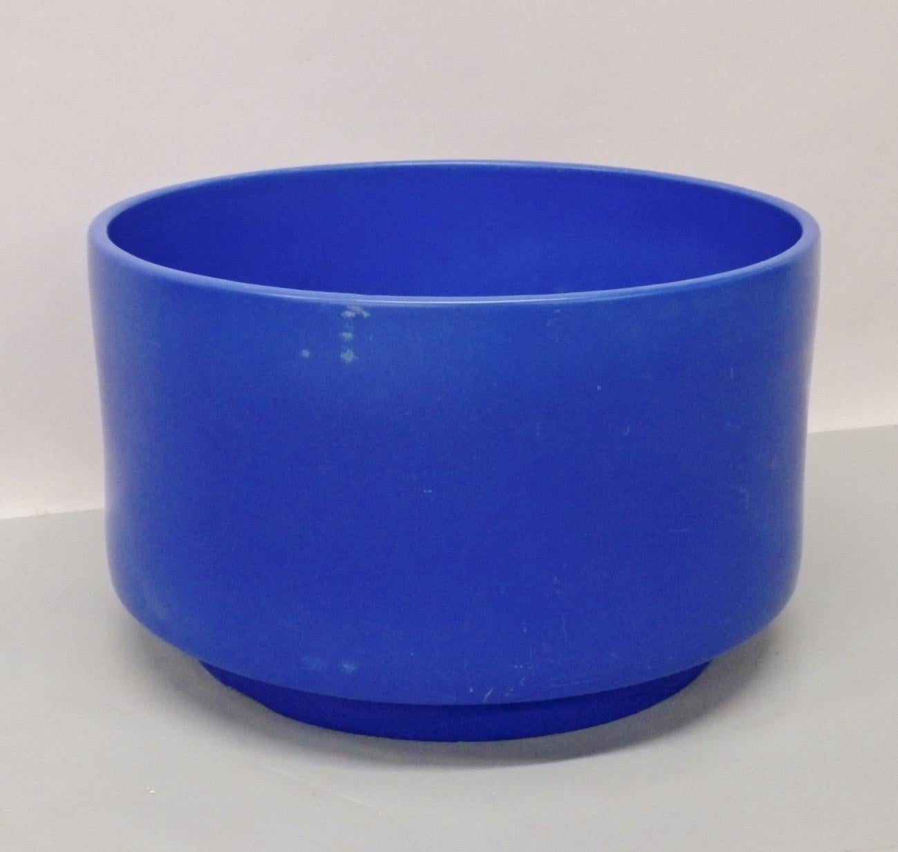 Pottery Rare Large Size Blue Glaze Gainey California Planter Pot
