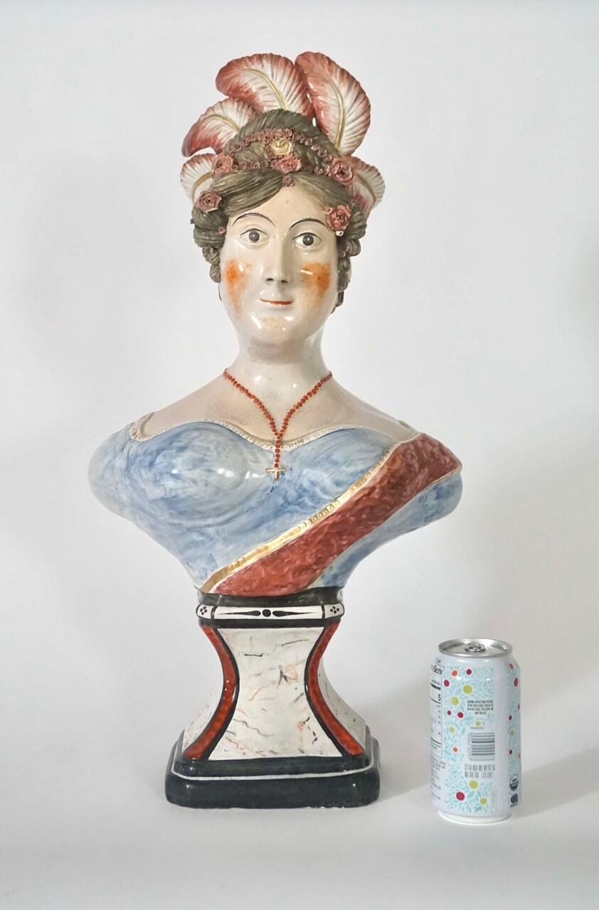 Große Staffordshire Portraitbüste von Königin Caroline, RARE, England, um 1820 (Regency) im Angebot