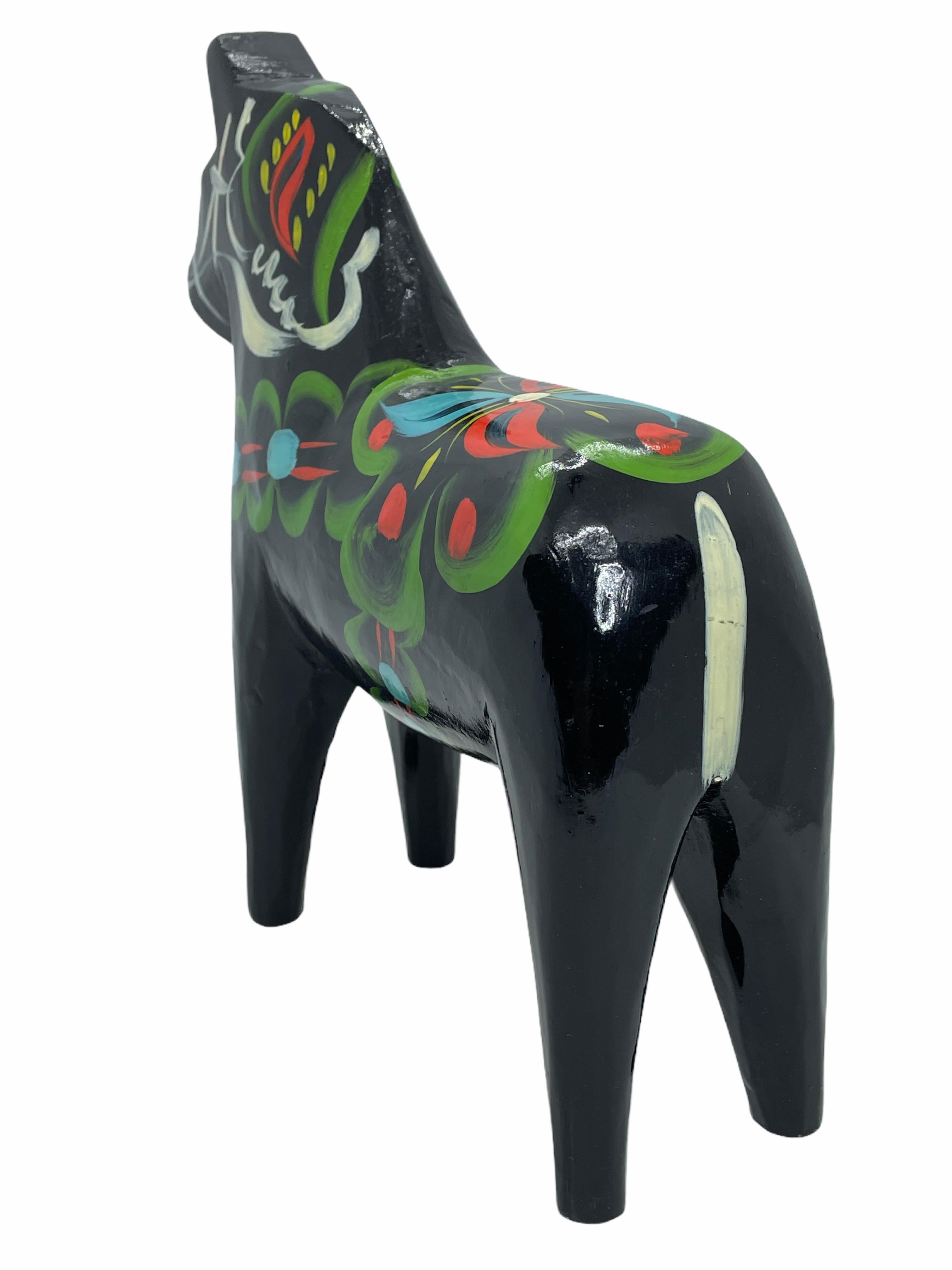 Hand-Carved Rare Large Vintage Black Swedish Dala Horse by Nils Olsson, Sweden Folk Art