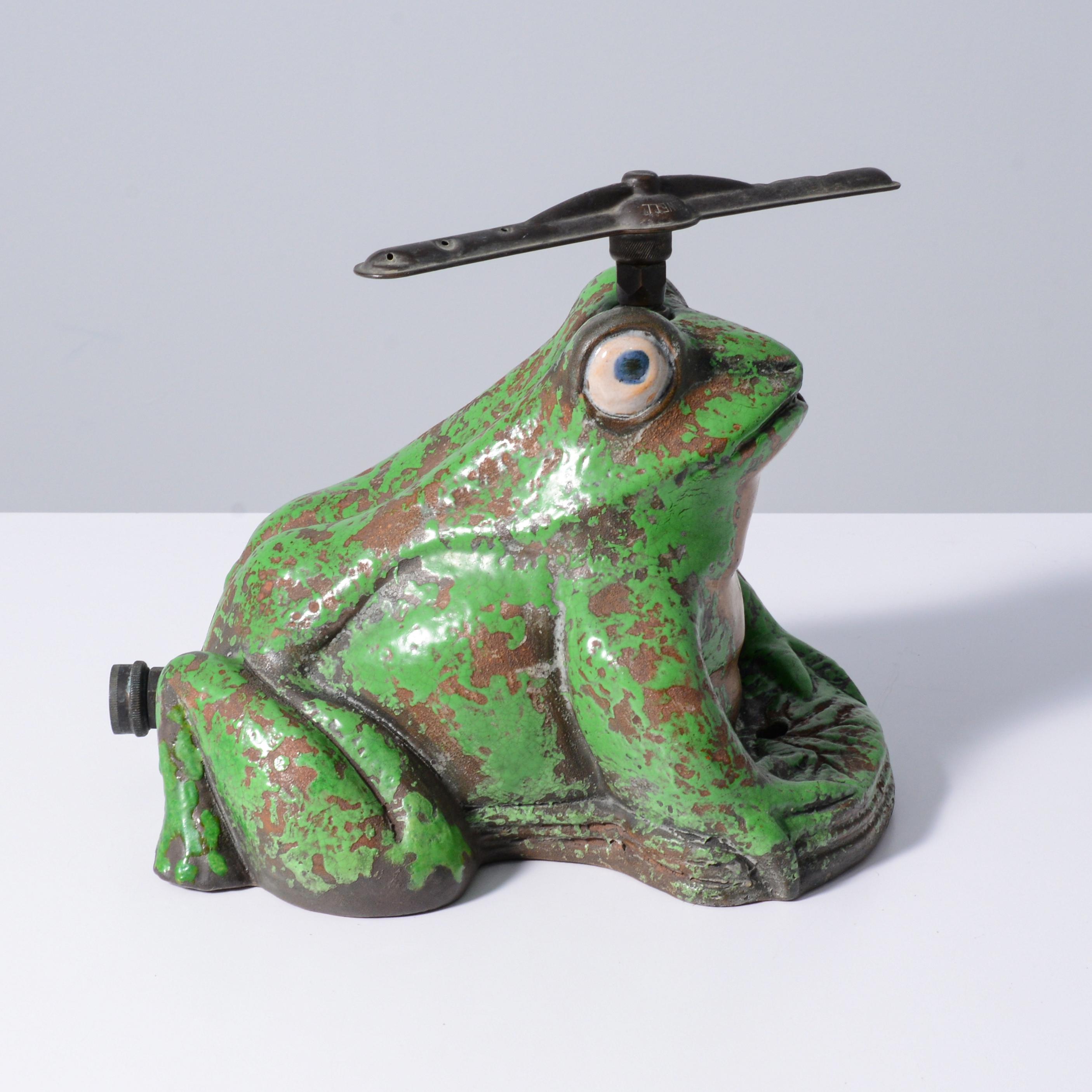 Raro y grande Weller Rana / Rociador de COPPERTONO, diseño Rudolph Lorber en venta 1