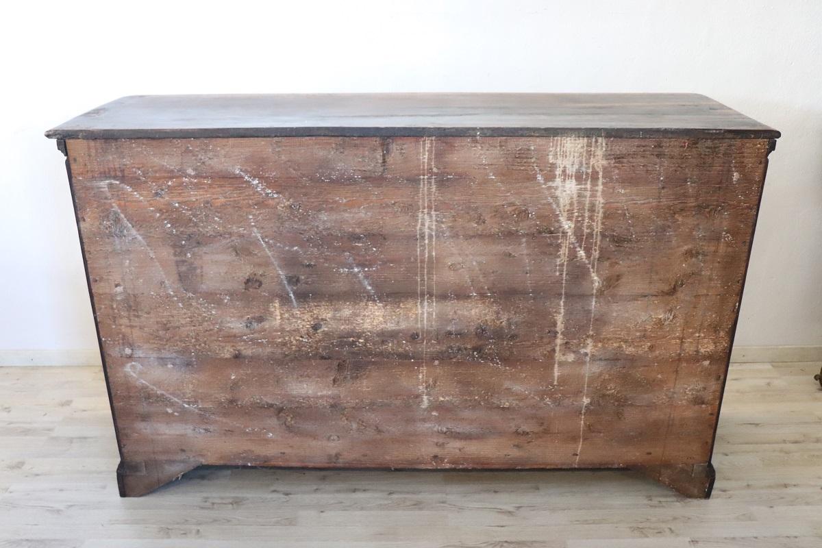 Rare Late 17th Century Italian Solid Walnut Louis XIV Antique Sideboard  For Sale 14