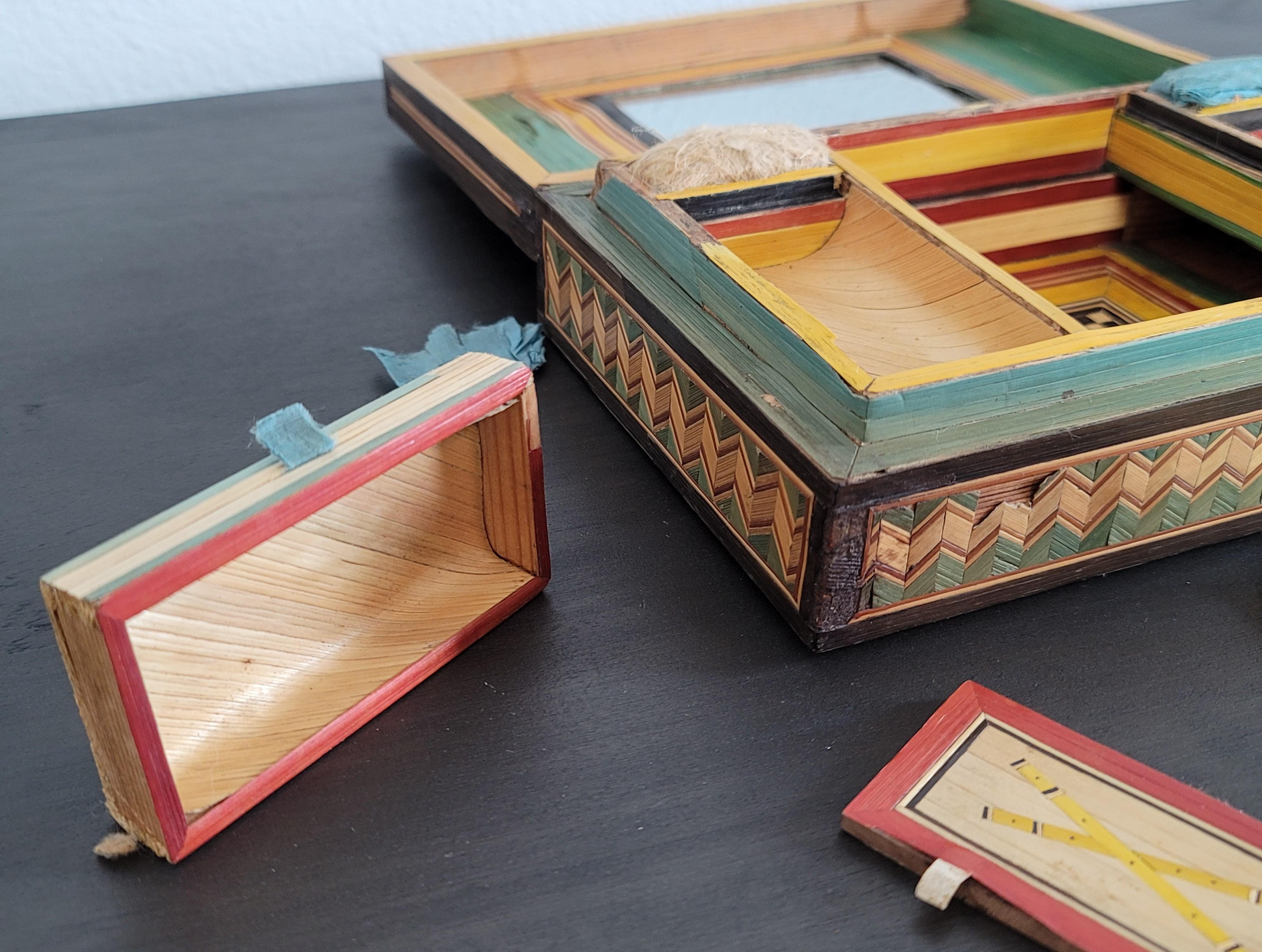 Rare Late 18th/Early 19th Century French Colored Straw Marquetry Sewing Box For Sale 6