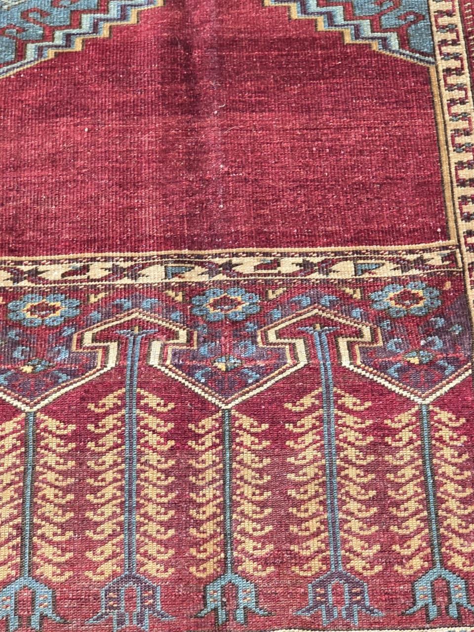 Raro tappeto Mihrab turco antico della fine del XIX secolo, circa anni 1870-1880 in vendita 7