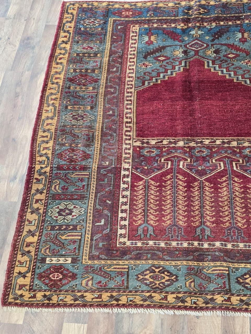 Raro tappeto Mihrab turco antico della fine del XIX secolo, circa anni 1870-1880 in vendita 1