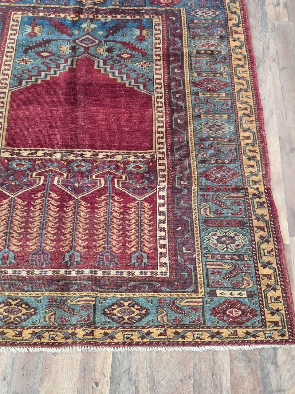 Raro tappeto Mihrab turco antico della fine del XIX secolo, circa anni 1870-1880 in vendita 3