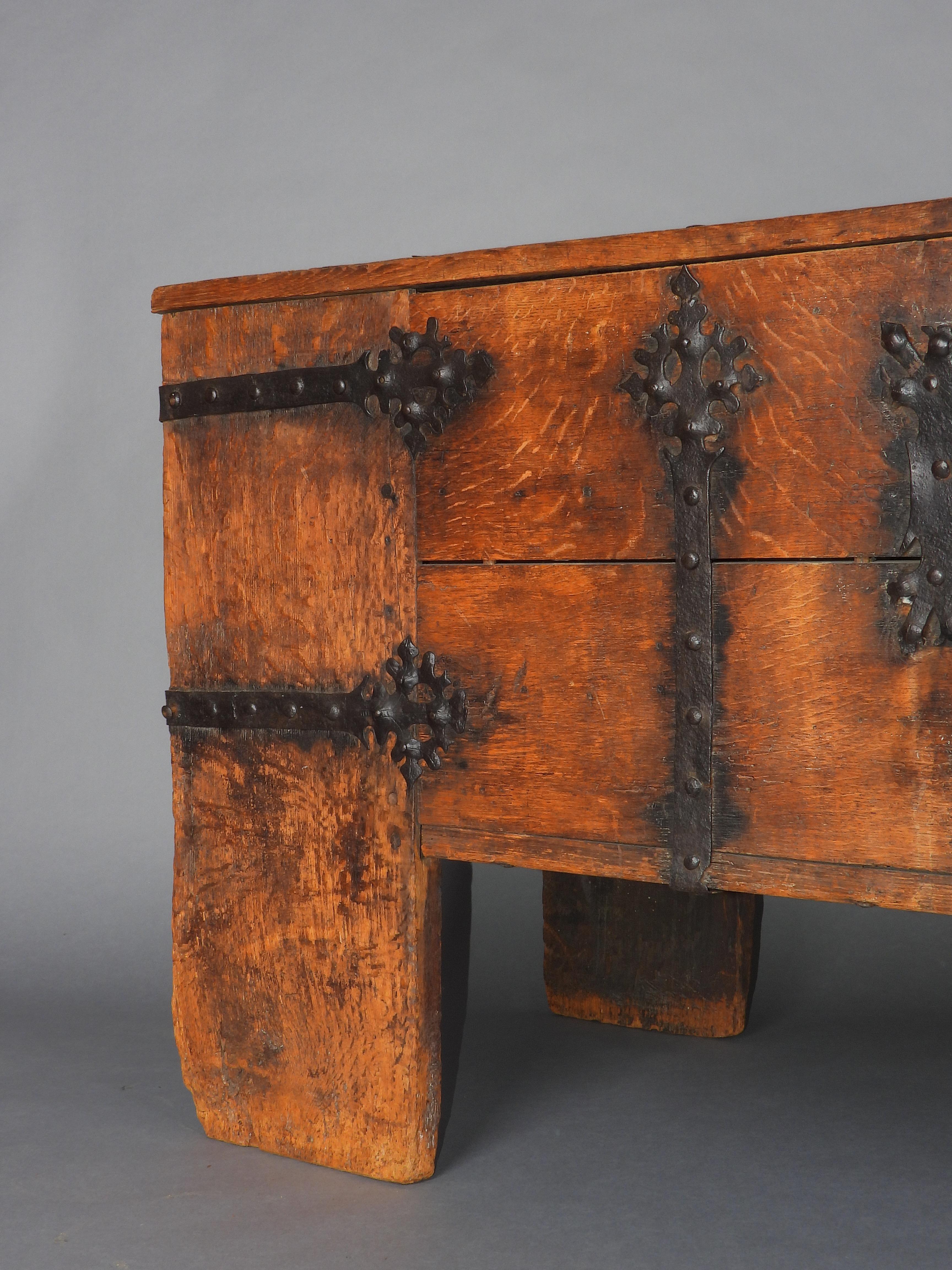 Rare Late Medieval 16th Century German Wrought Iron Oak Chest For Sale 9