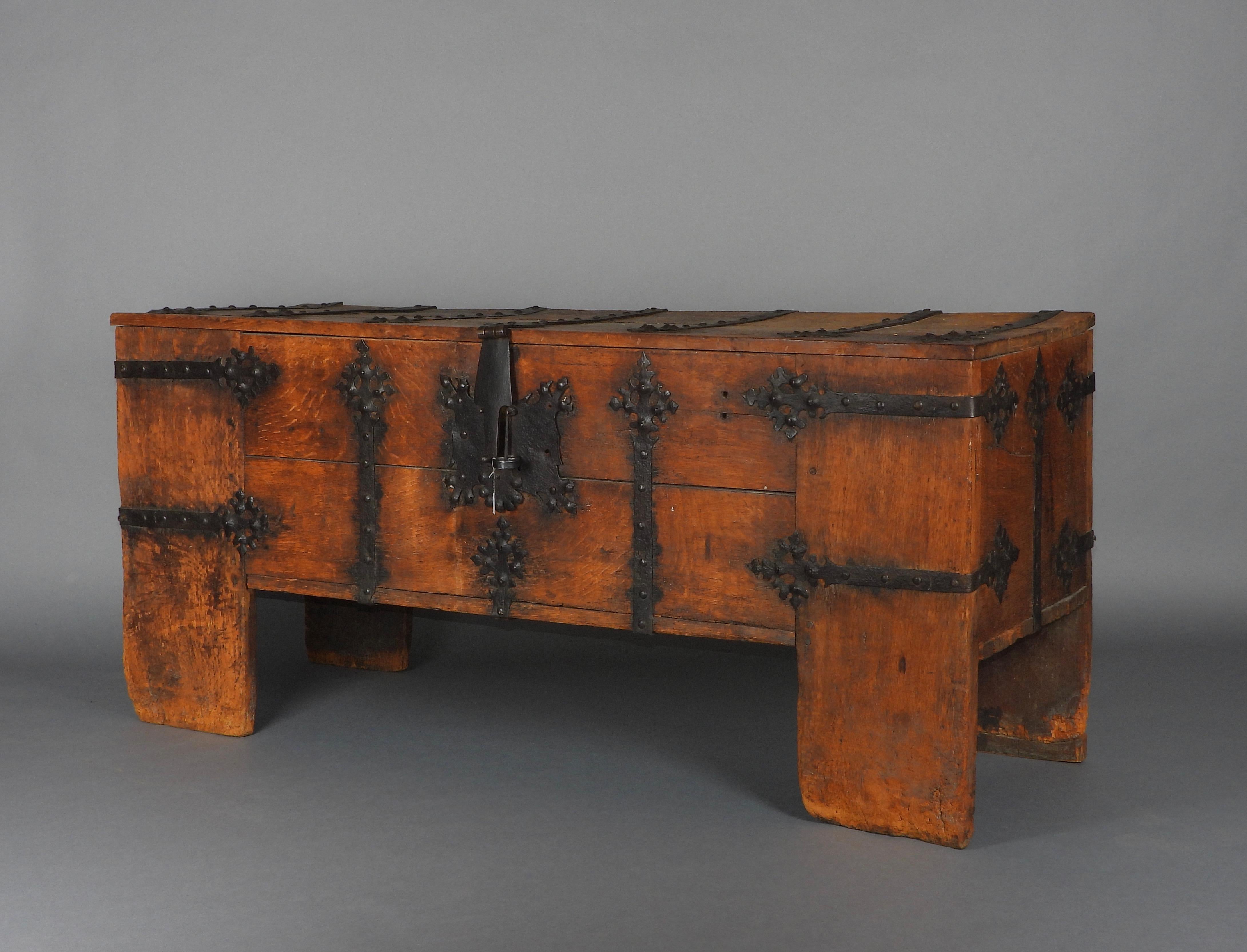 Rare Late Medieval 16th Century German Wrought Iron Oak Chest For Sale 1