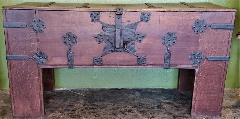 Rare Late Medieval 16th Century German Wrought Iron Oak Chest or Stollentruhe For Sale 9