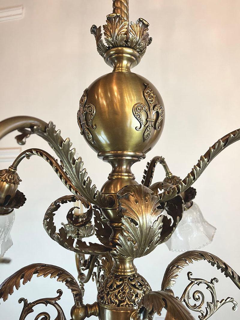 Rare Late Victorian 1890s Combination Gas Electric Chandelier In Good Condition For Sale In Mississauga, CA