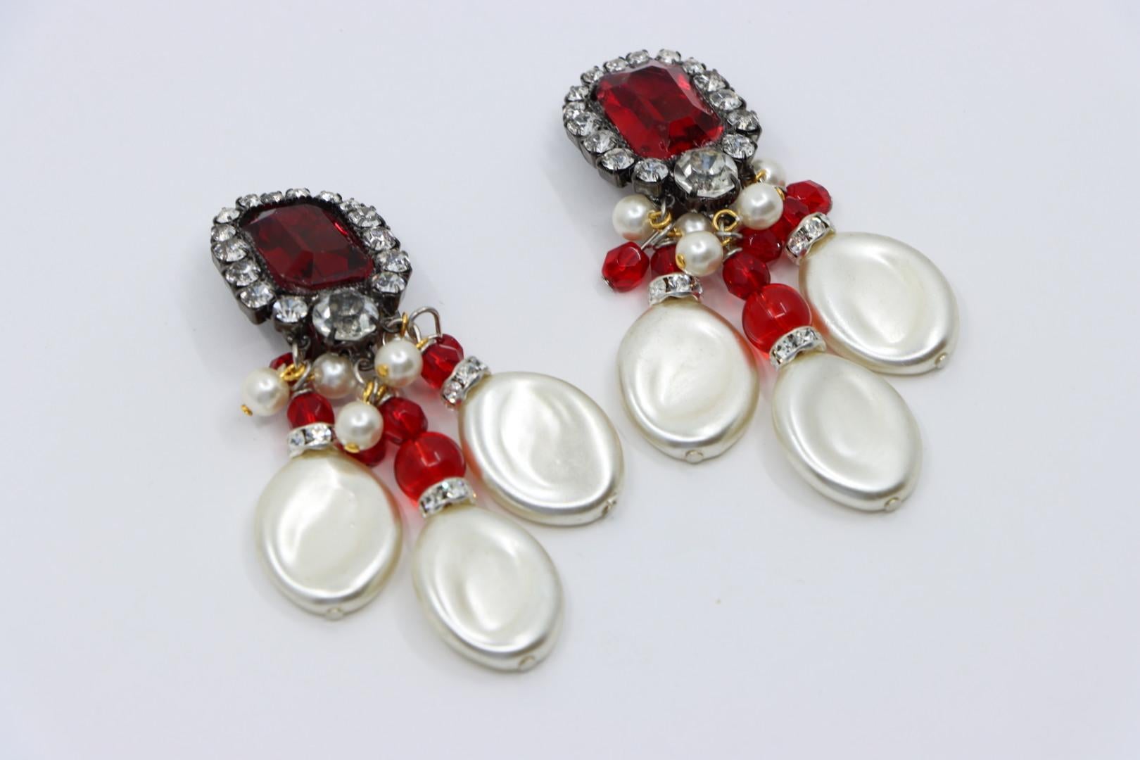Rare Lawrence Vrba Red Rhinestone Faux Baroque Pearl Necklace & Earrings Parure en vente 14