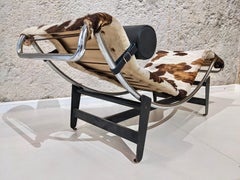 Rare LC4 chaise longue by Le Corbusier and Perriand, Whonbedarf edition