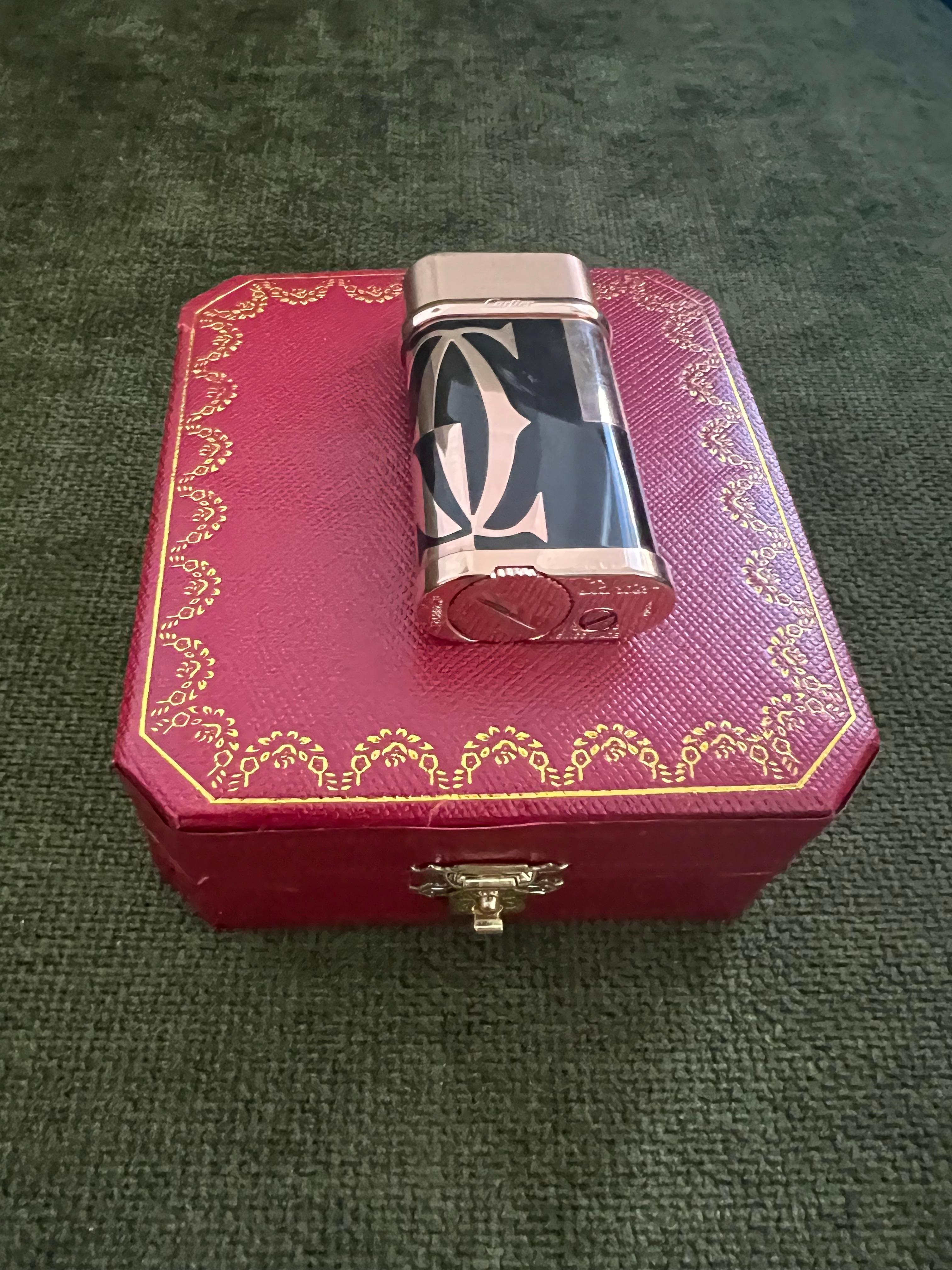Seltene Le Must the Cartier Paris Logotype 18k Roségold & Schwarzlack Feuerzeug im Angebot 8