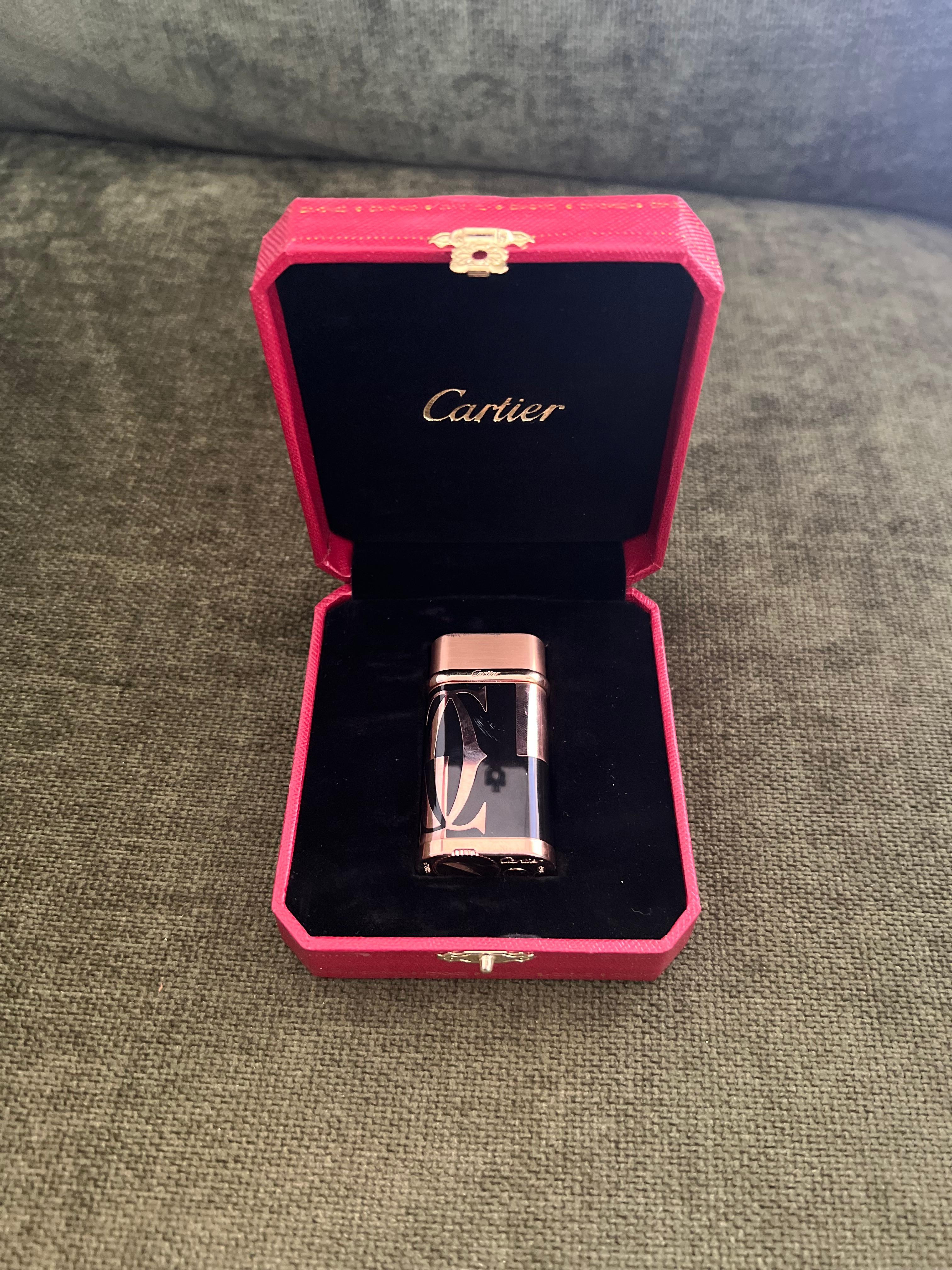 Seltene Le Must the Cartier Paris Logotype 18k Roségold & Schwarzlack Feuerzeug im Angebot 9