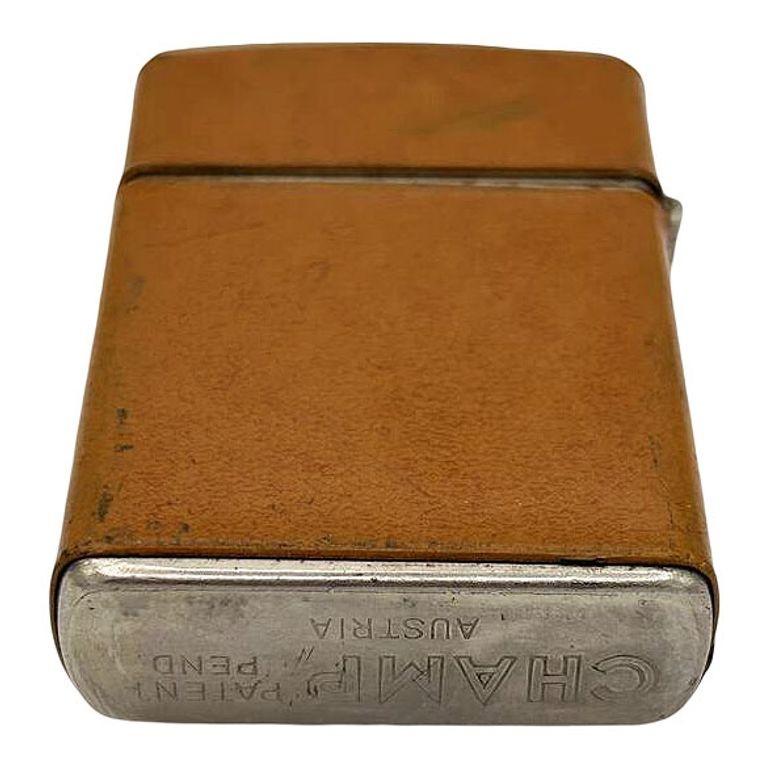 Raro encendedor de bolsillo Art Decó a prueba de viento encuadernado en cuero de Champ Austria en venta 3