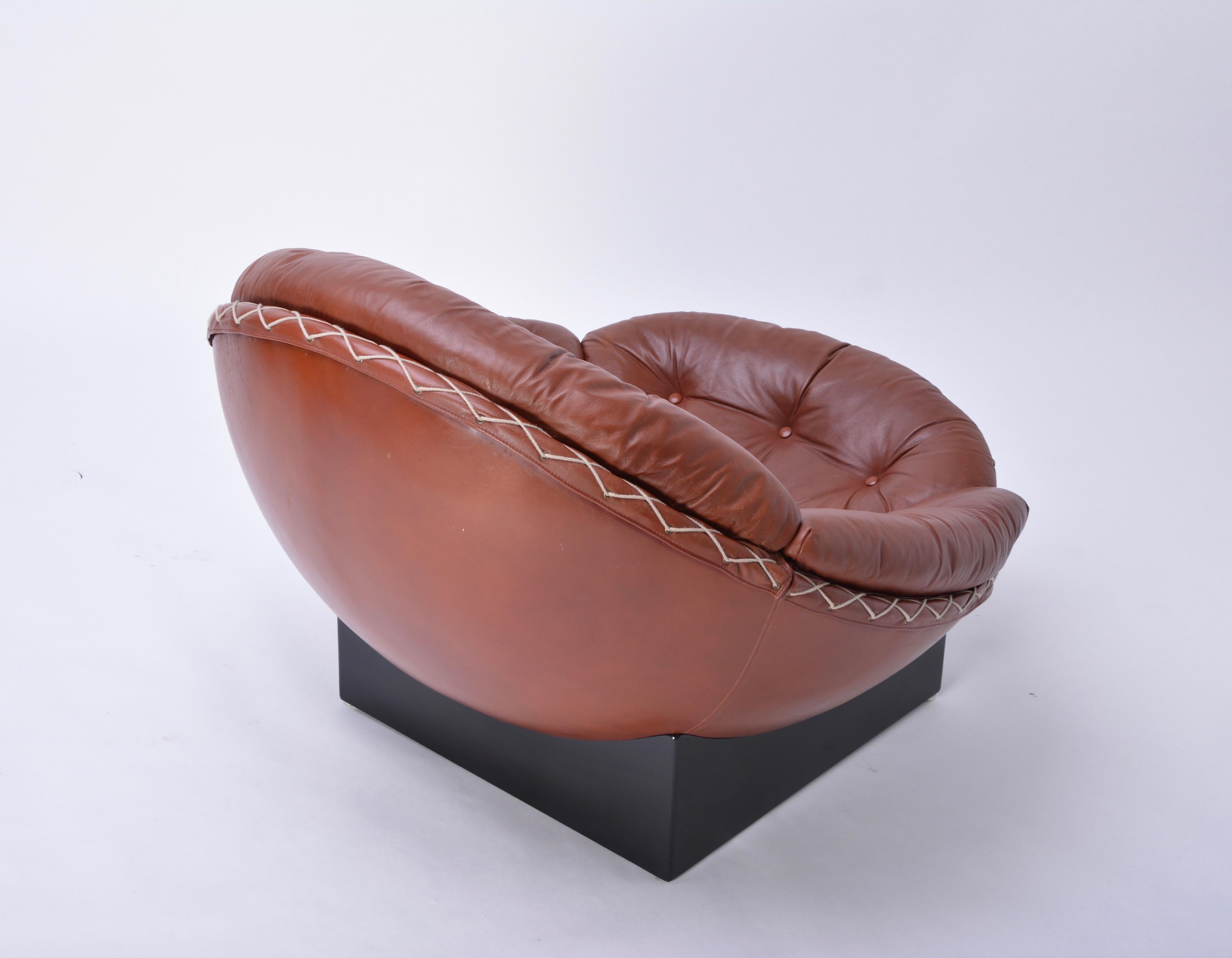 Mid-Century Modern Leather lounge Chair by Illum Wikkelsø for Ryesberg Møbler 5