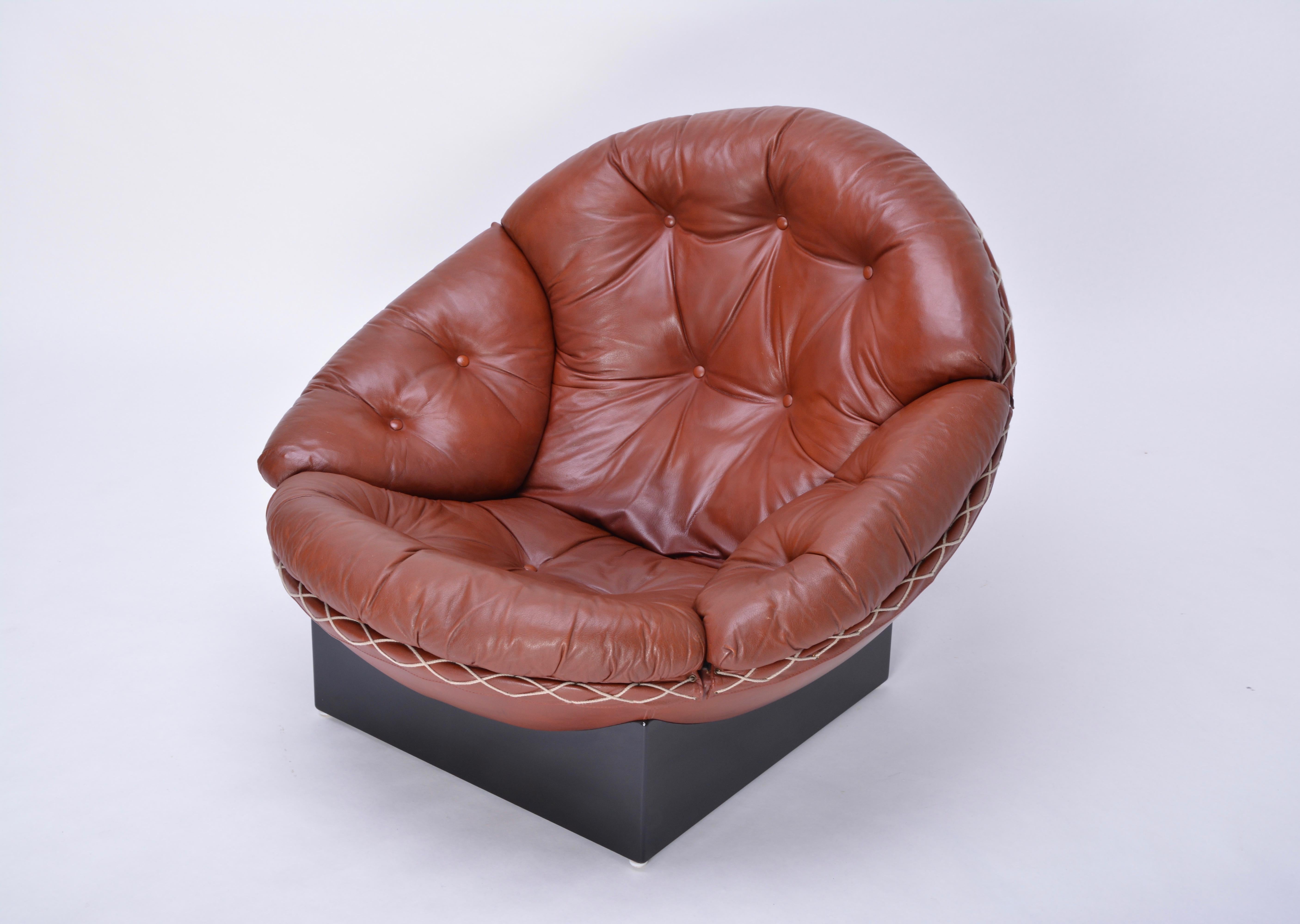 Danish Mid-Century Modern Leather lounge Chair by Illum Wikkelsø for Ryesberg Møbler