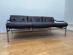 Rare canapé en cuir Designé par Tim Bates pour Pieff, Angleterre, circa 1970