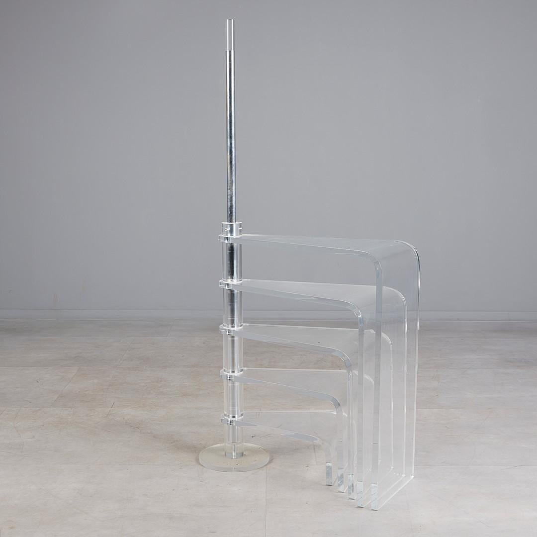 Biblioteca Rara Escalera de cuatro peldaños Lucite Cristal acrílico en venta 1