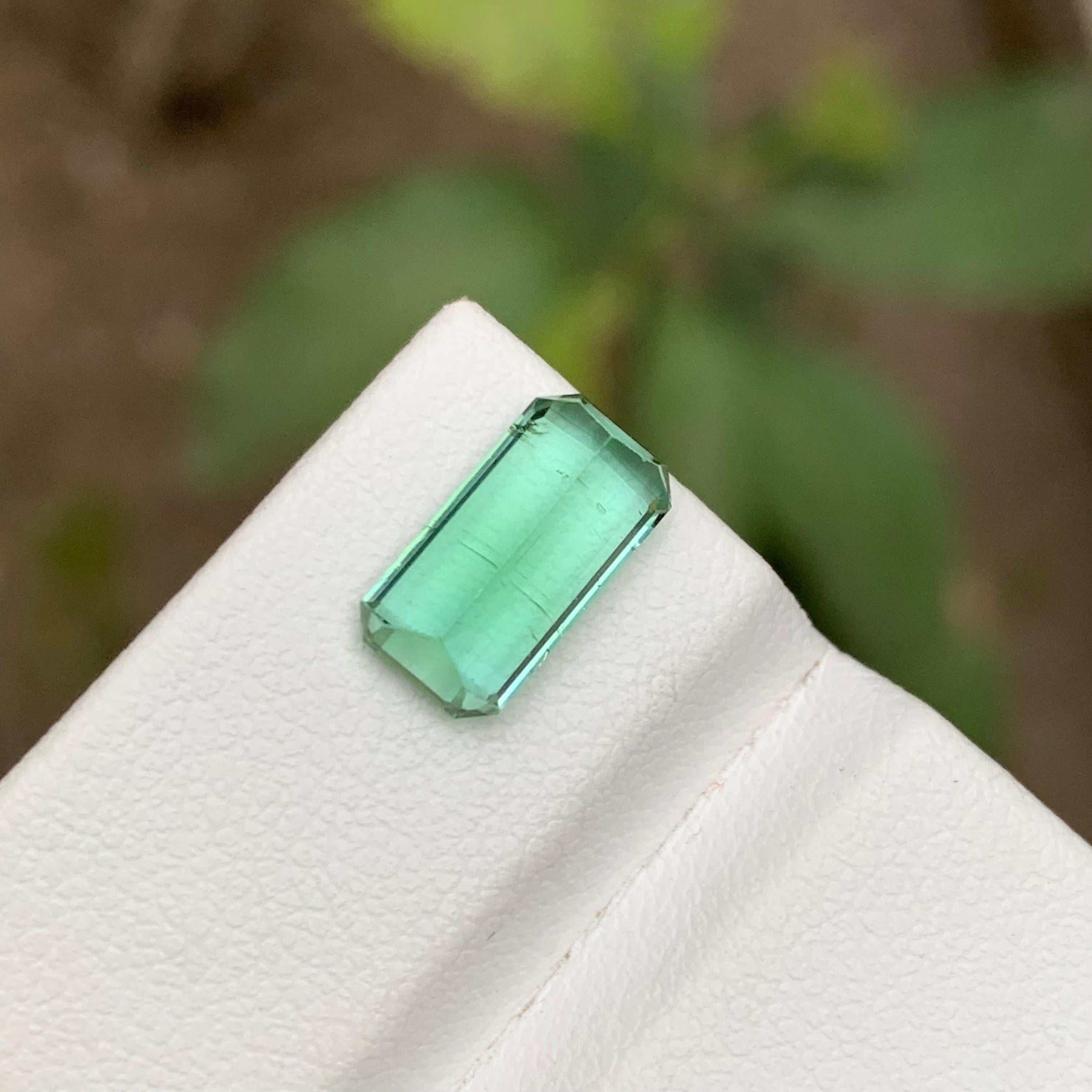 Rare Light Bluish Green Tourmaline Gemstone 2.70 Ct Emerald Cut for Ring Jewelry In New Condition For Sale In Peshawar, PK