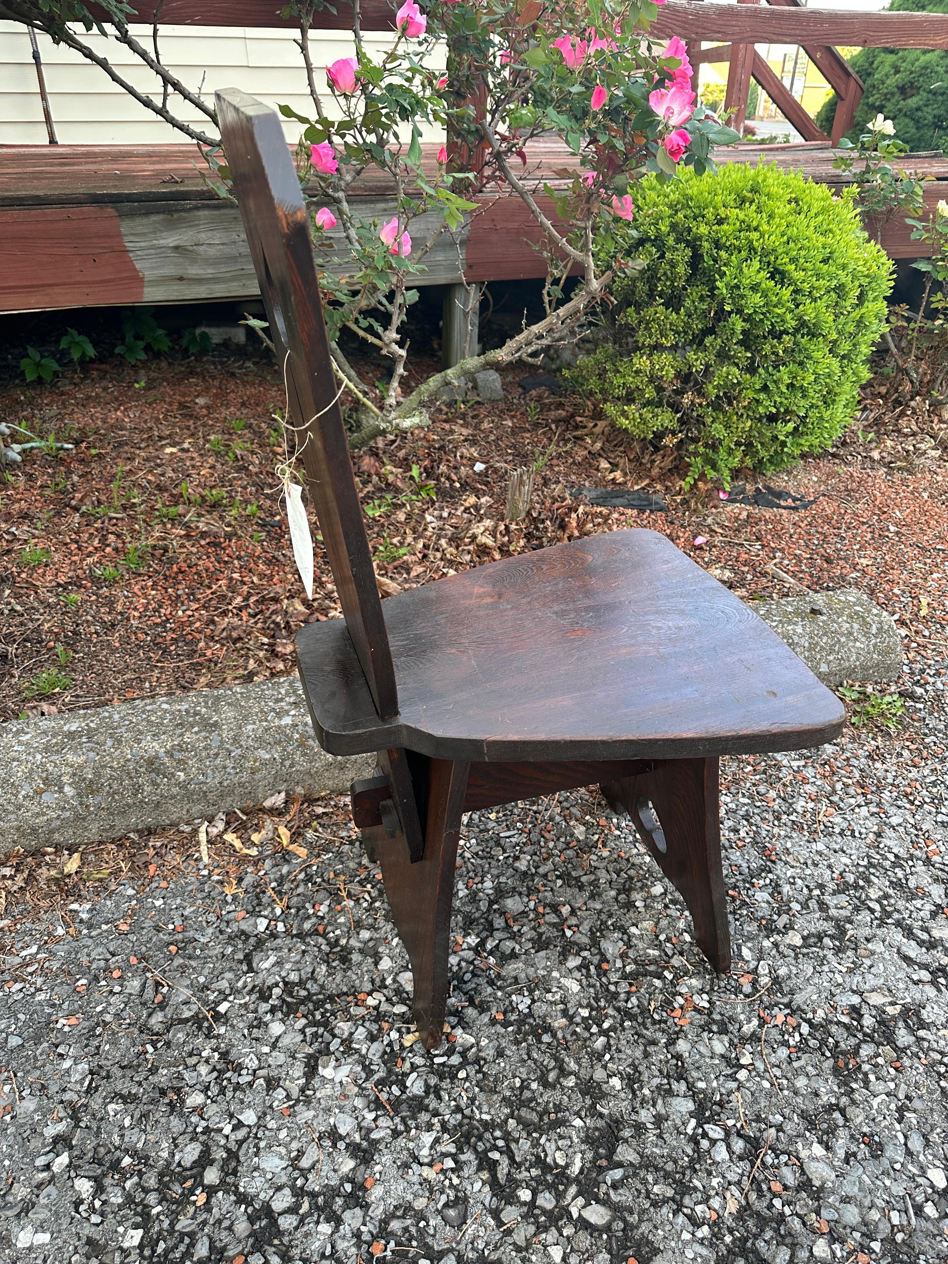 Rara sedia Limbert Hall - W5703

Si tratta di una sedia Limbert Hall dei primi del '900 in ottime condizioni. Ha una costruzione a chiavi True Tenon con finitura originale.