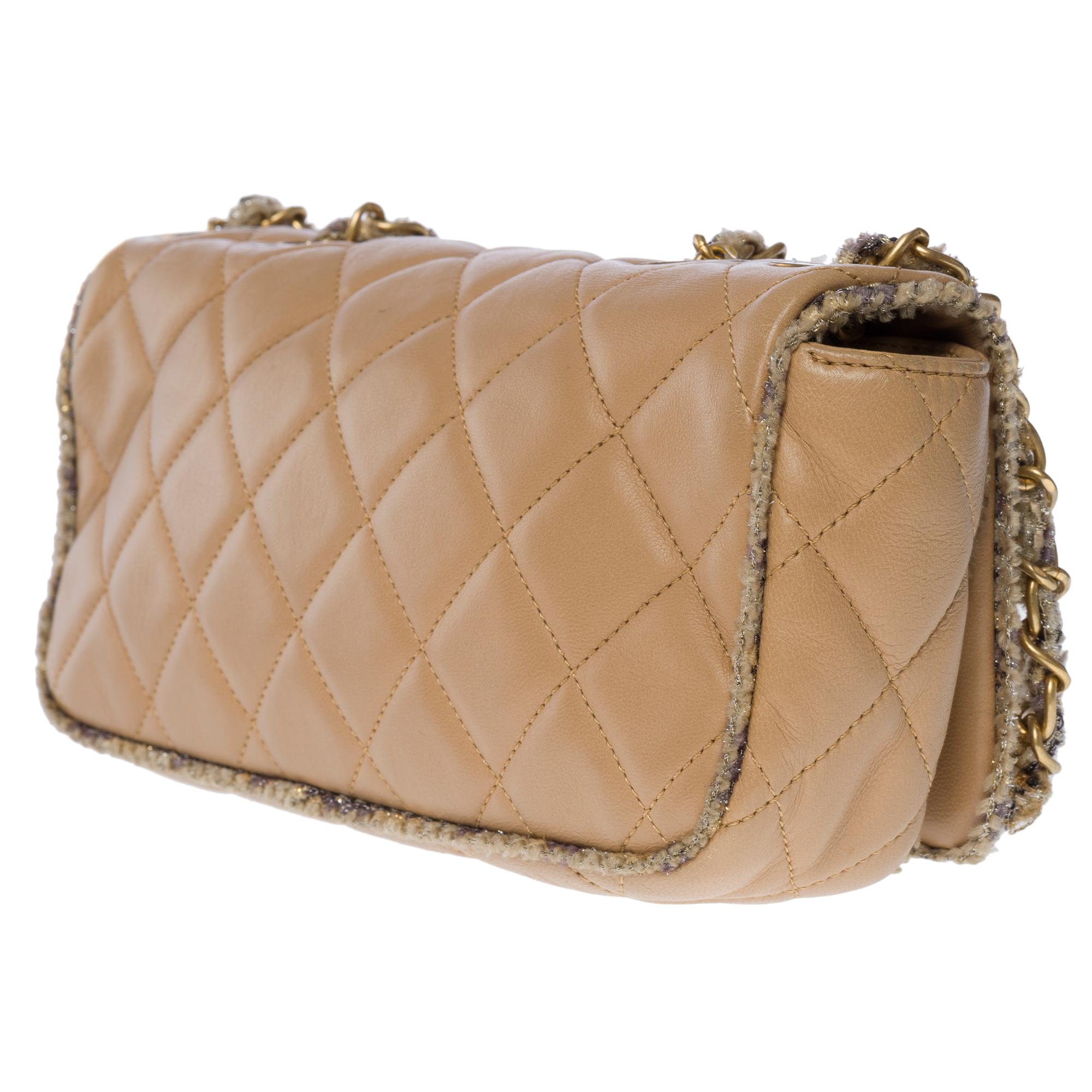 Rare limited edition Chanel Full flap shoulder bag in beige quilted lambskin, GHW For Sale 1