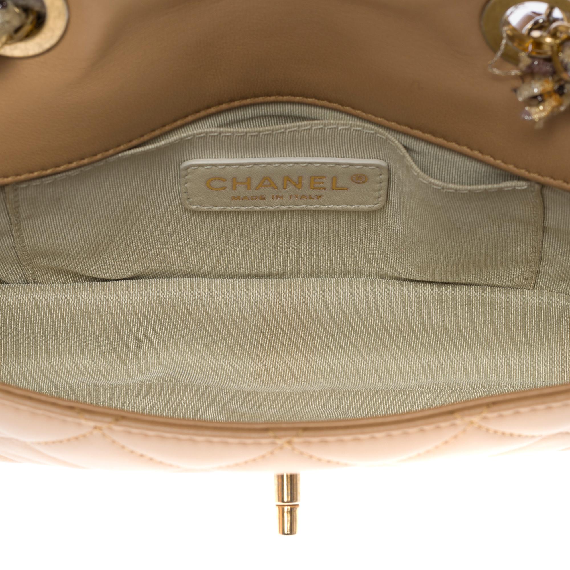 Rare limited edition Chanel Full flap shoulder bag in beige quilted lambskin, GHW For Sale 4