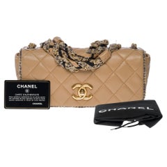 Seltene limitierte Chanel-Schultertasche mit voller Klappe aus beigem gestepptem Lammfell,GHW