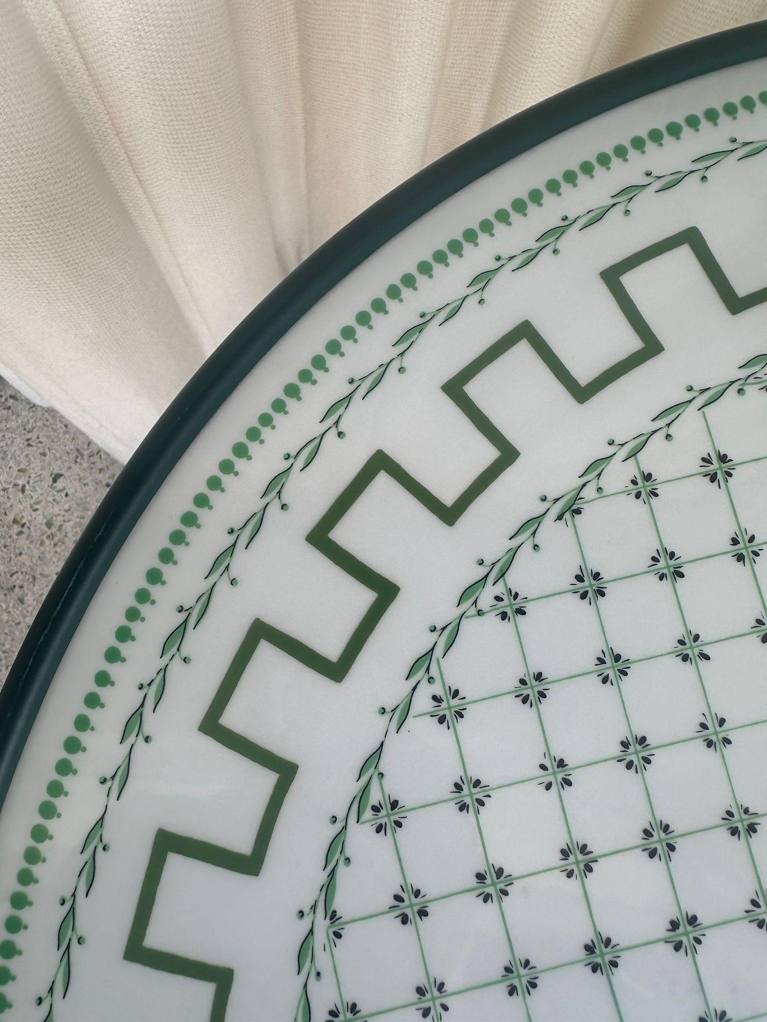 Rara Mesa Gueridón Pies de León con Tapa de Porcelana de Mangani (FIRMADA) en venta 5
