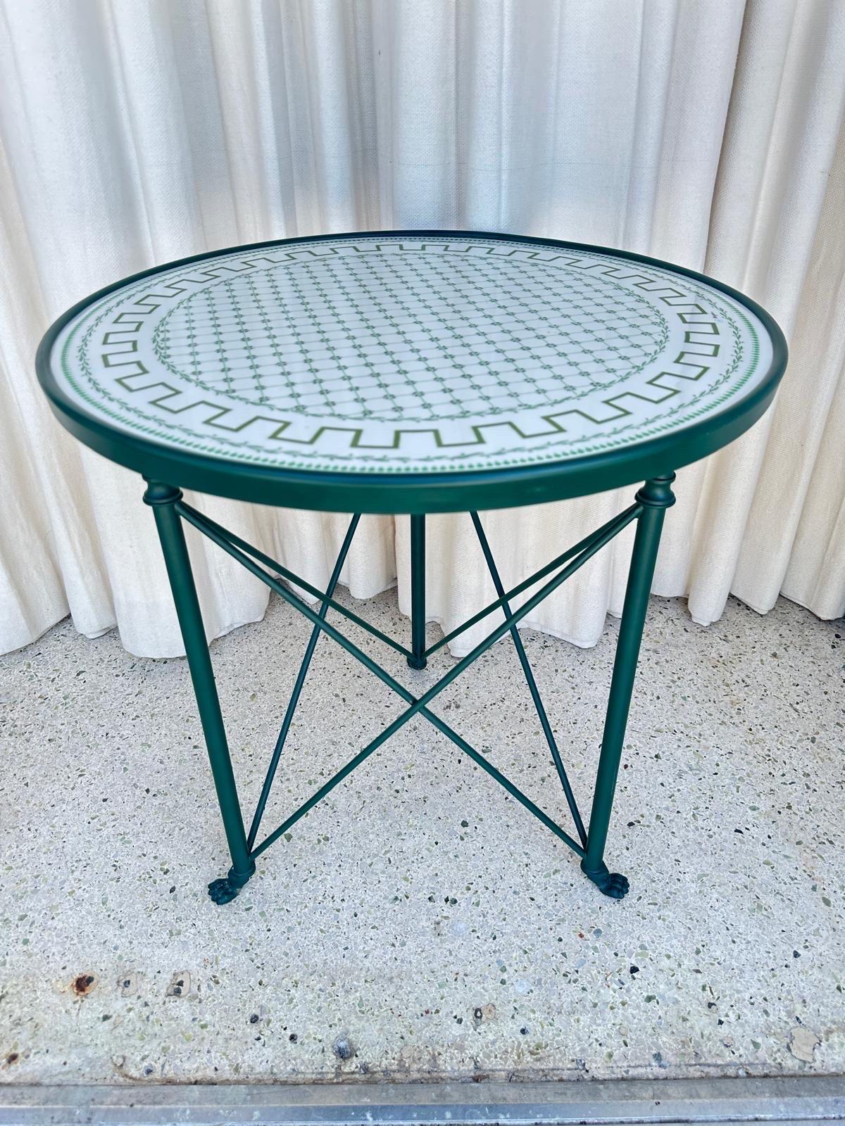Rara Mesa Gueridón Pies de León con Tapa de Porcelana de Mangani (FIRMADA) en venta 9