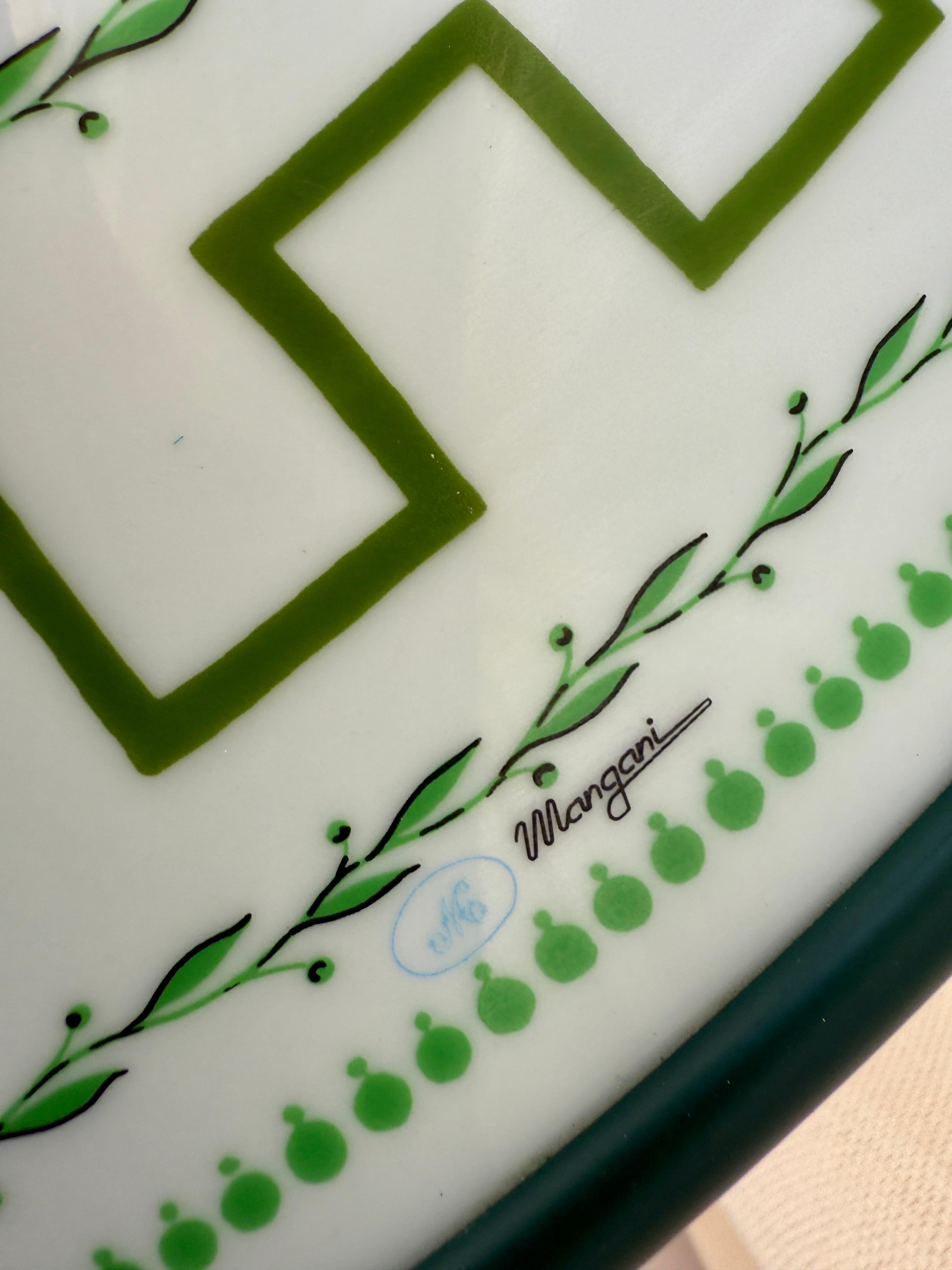 Rara Mesa Gueridón Pies de León con Tapa de Porcelana de Mangani (FIRMADA) Pintado en venta