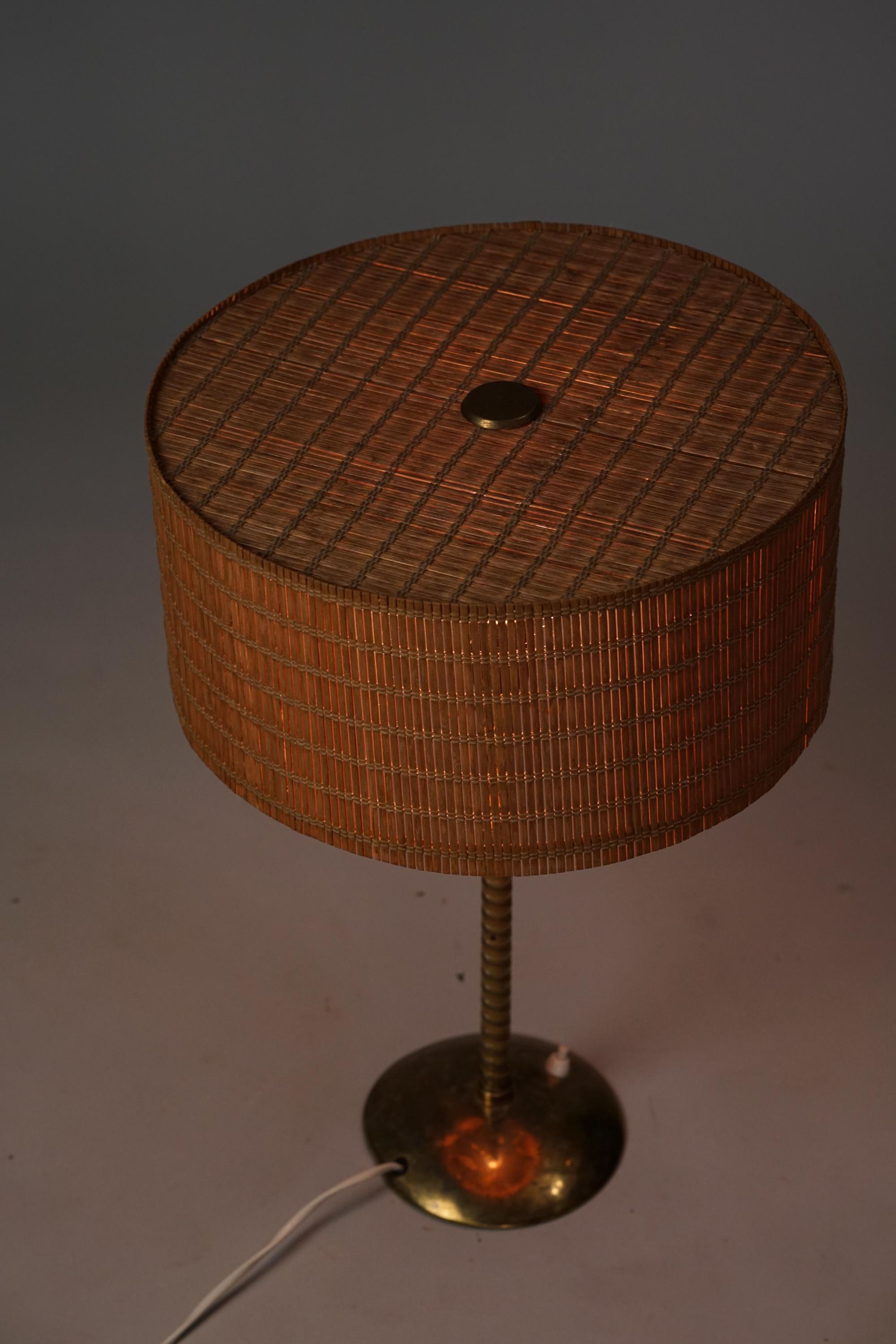 Rare Lisa Johansson-Pape Table Lamp, Orno Oy, 1940/1950s For Sale 8