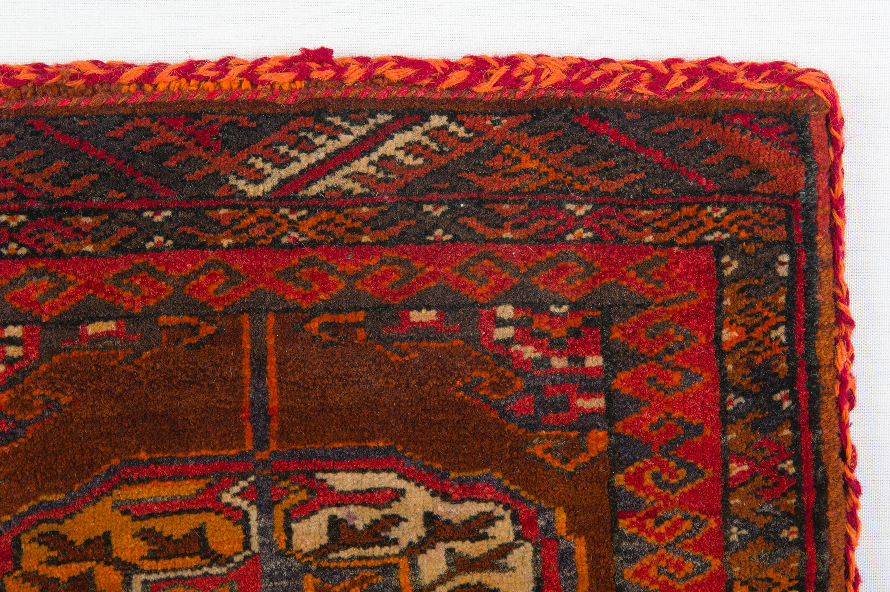Rare Little Carpet Bokara Tekke Saddlebag In Good Condition For Sale In Alessandria, Piemonte