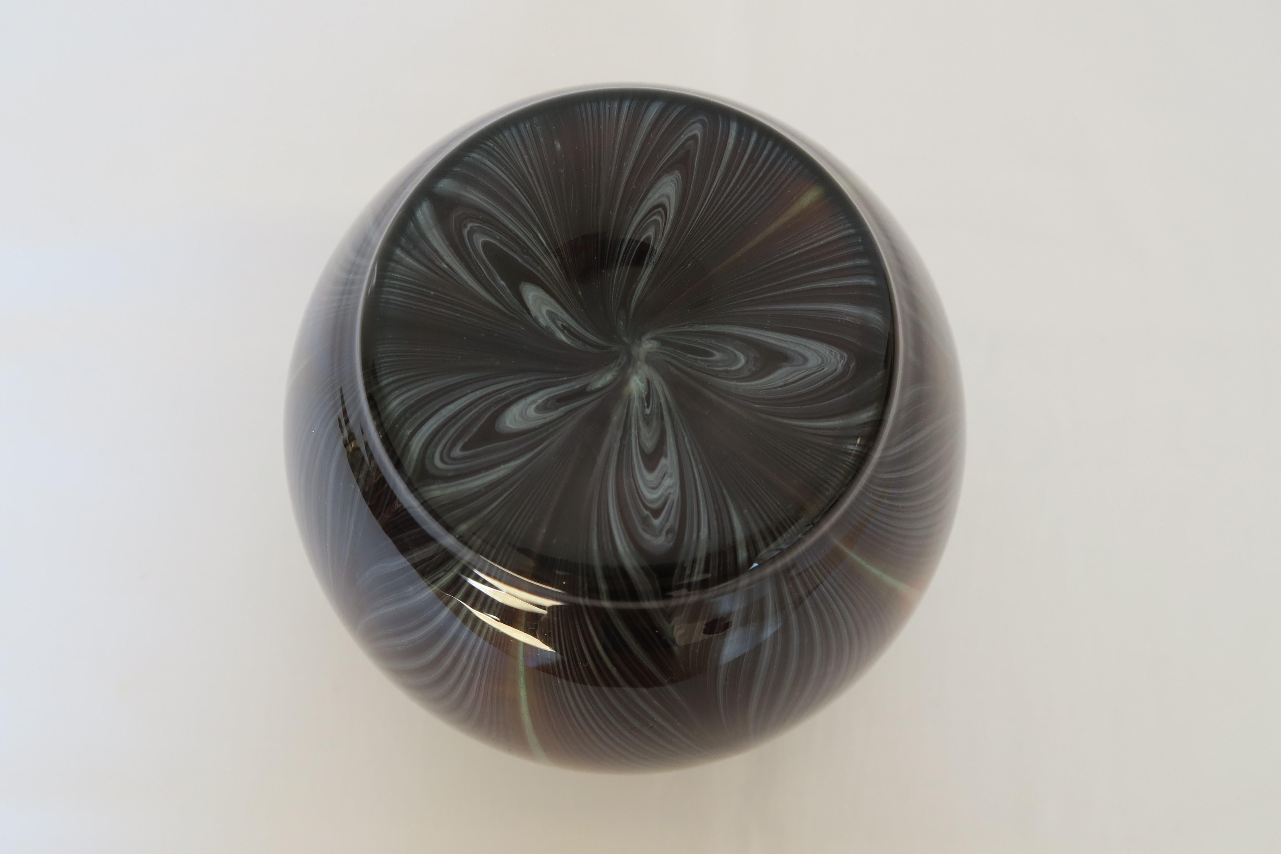 Hand-Crafted Rare Loetz Ball-Shaped Vase Titania Gre 4634 Art Nouveau Glass, ca. 1906