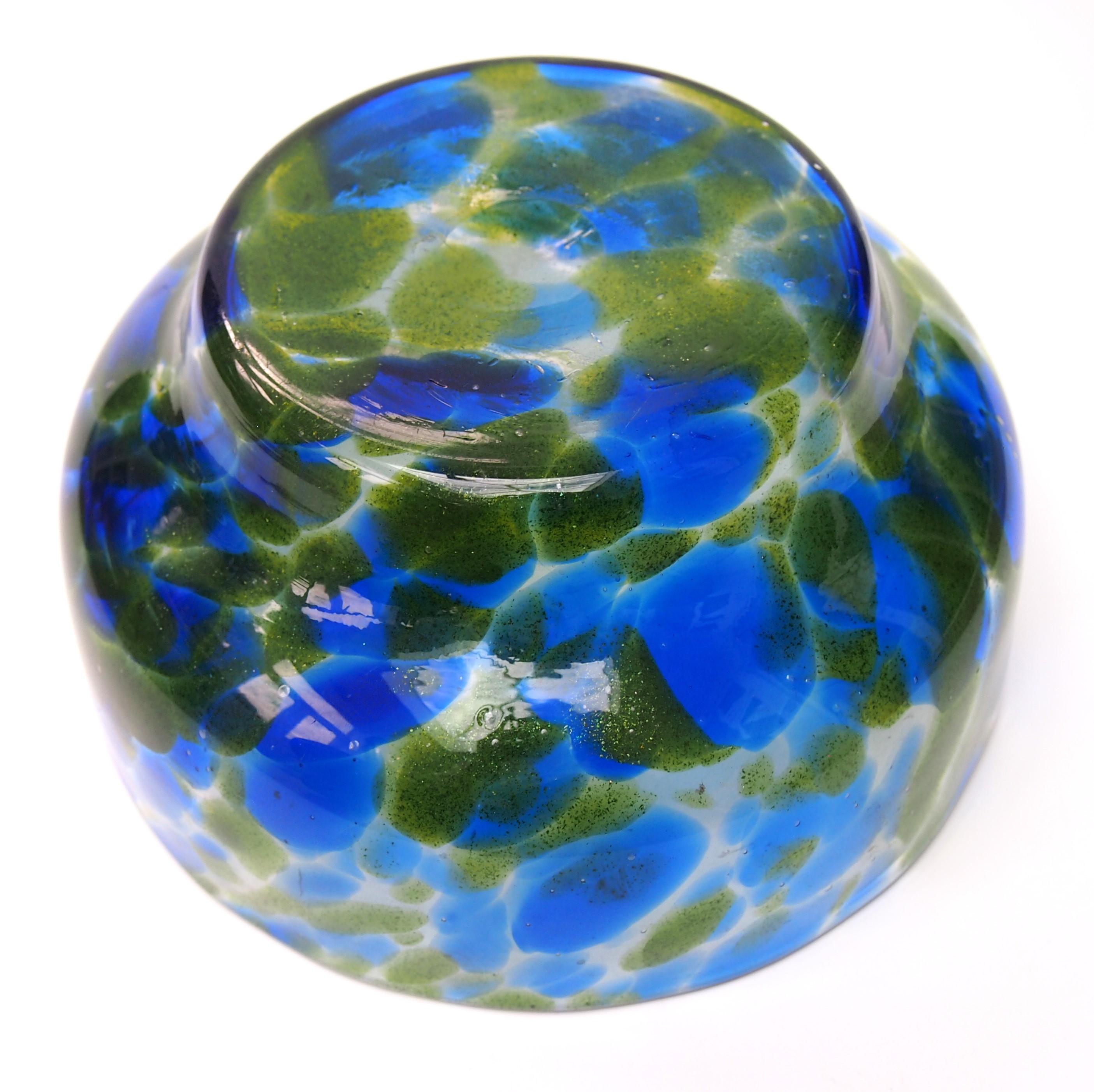 Début du 20ème siècle Rare bol/vase en verre médina bleu et vert de Loetz Glass & Greene & Greene c1904 -Bohème en vente