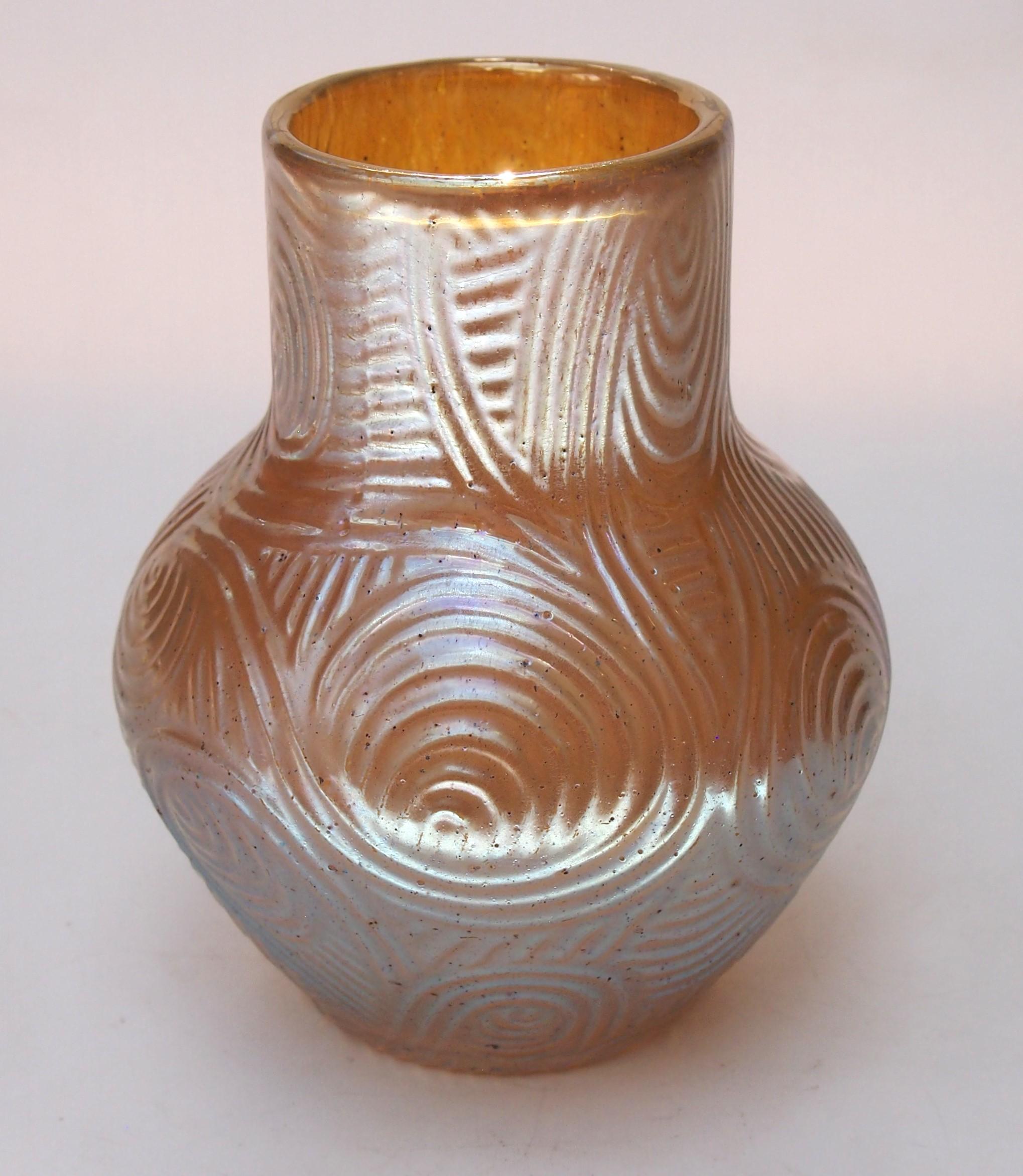 Seltene Loetz Candia Spiralopticsch-Glasvase c1905 - Bohemian (Tschechisch)