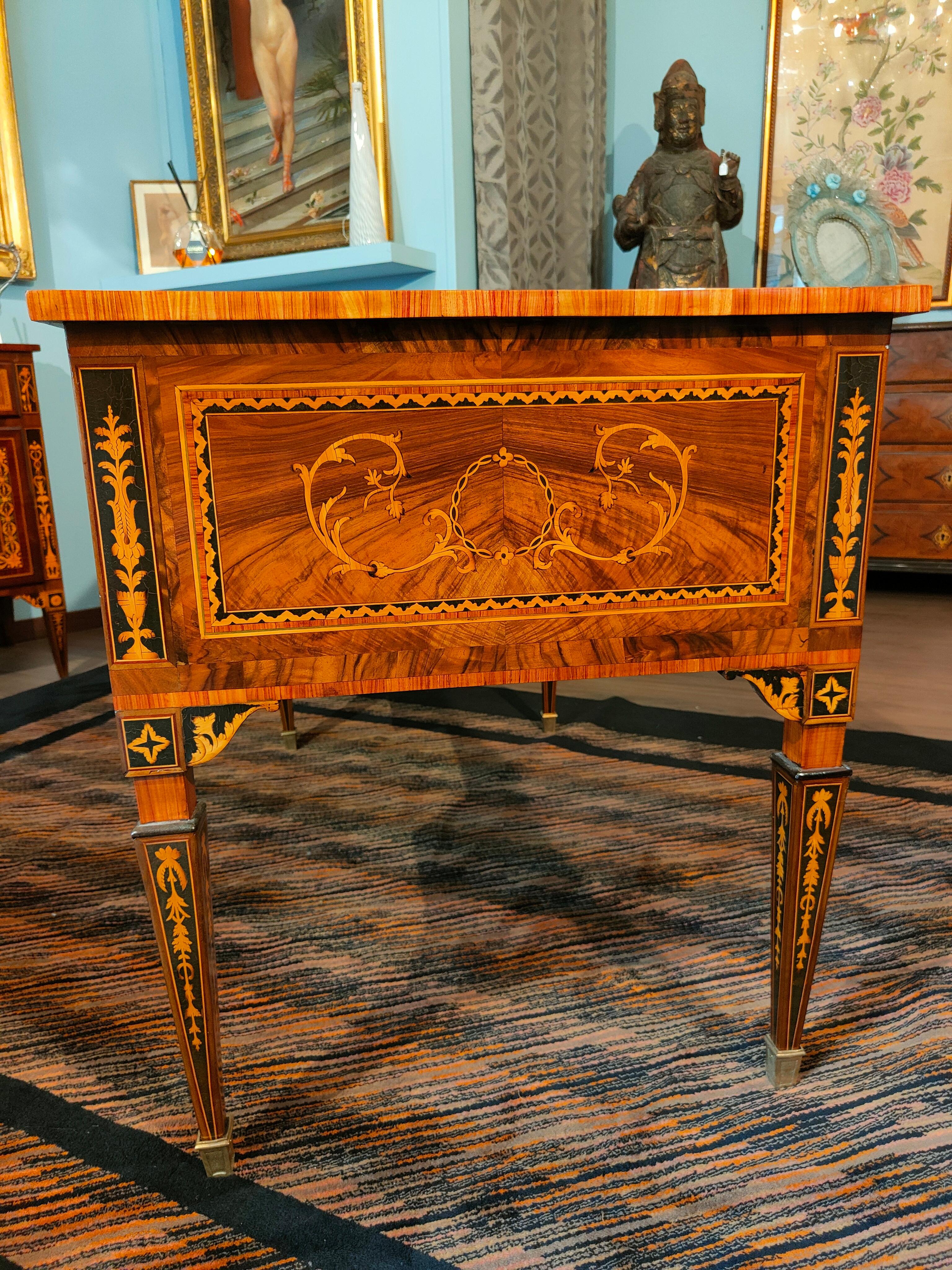 Hand-Crafted Rare Lombard Desk from the 18th Century For Sale